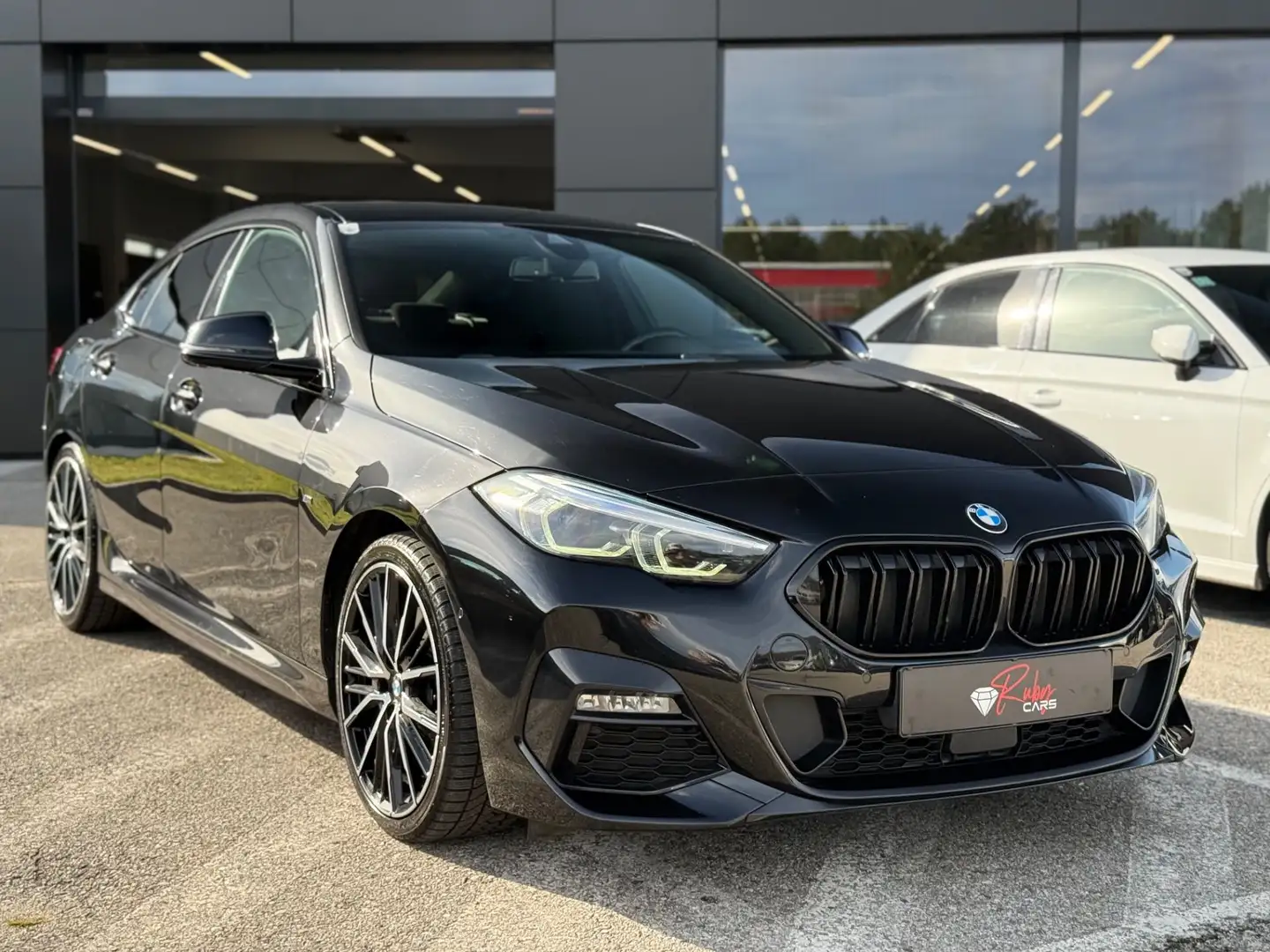 BMW 220 d Gran Coupe Aut. M Sport Schwarz - 1
