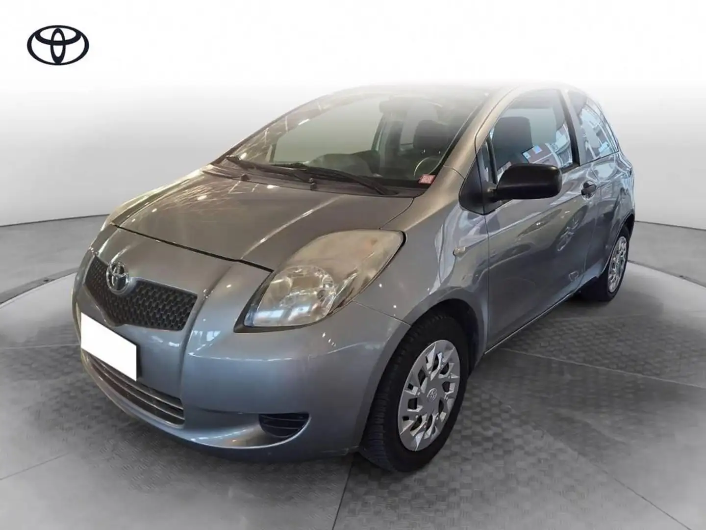 Toyota Yaris 1.0 3p Argento - 1