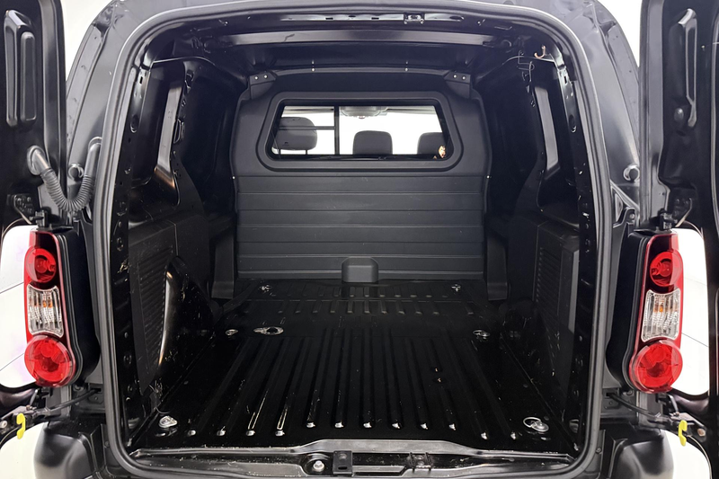 Peugeot Partner 120 1.6 HDi 75 L1 XR | Trekhaak | Twee-zits bijrij — photo 7
