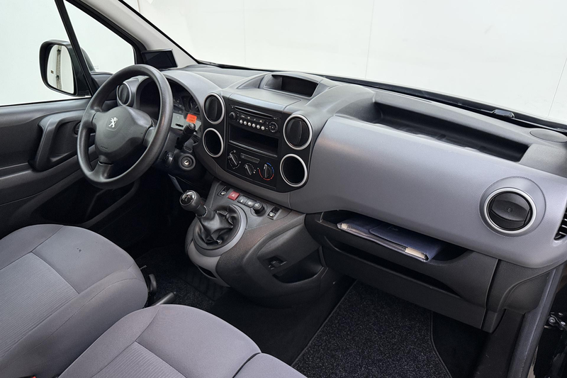 Peugeot Partner 120 1.6 HDi 75 L1 XR | Trekhaak | Twee-zits bijrij — photo 10