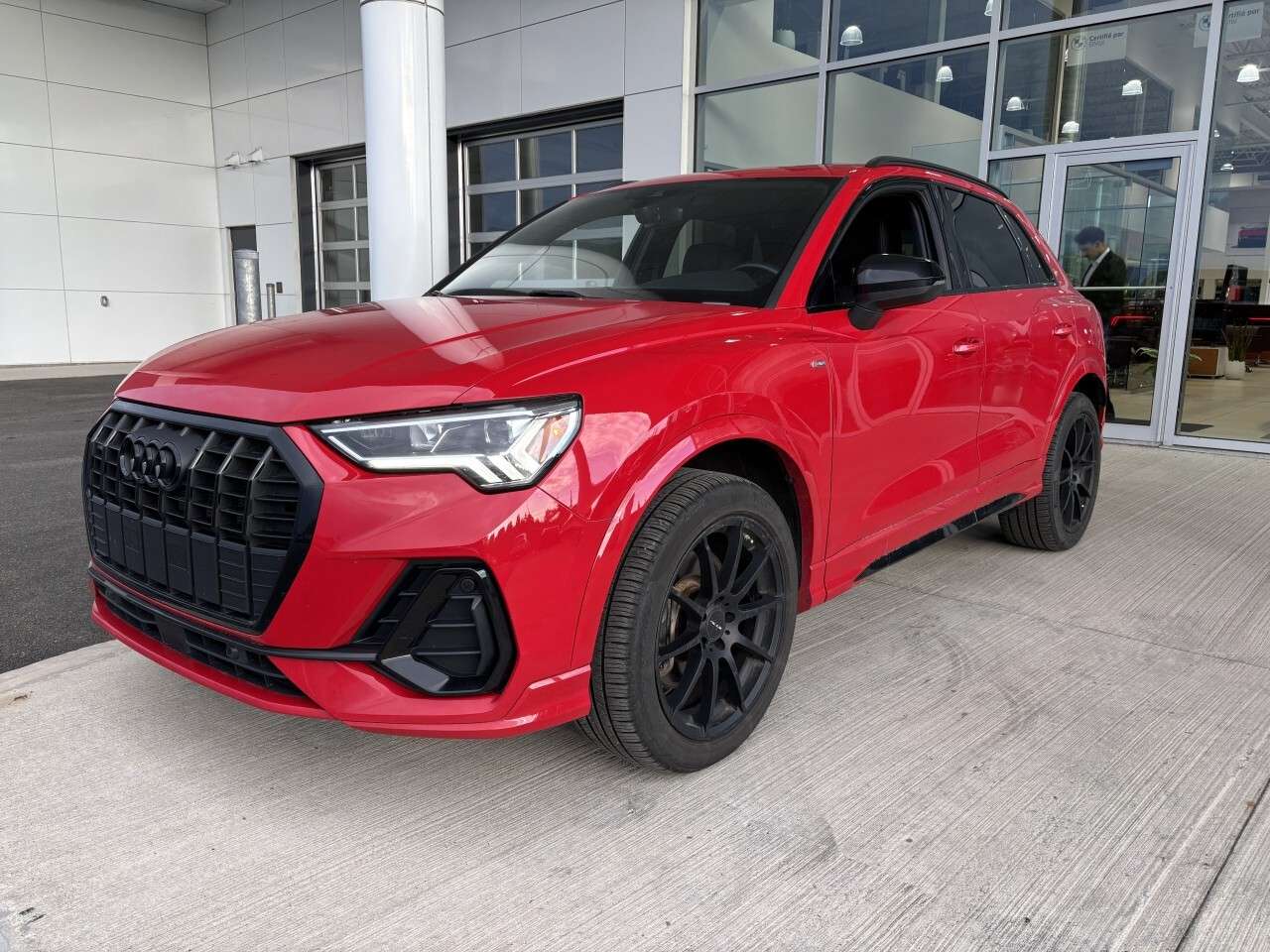 2023 Audi Q3 Technik S LINE * BLACK OPTIC