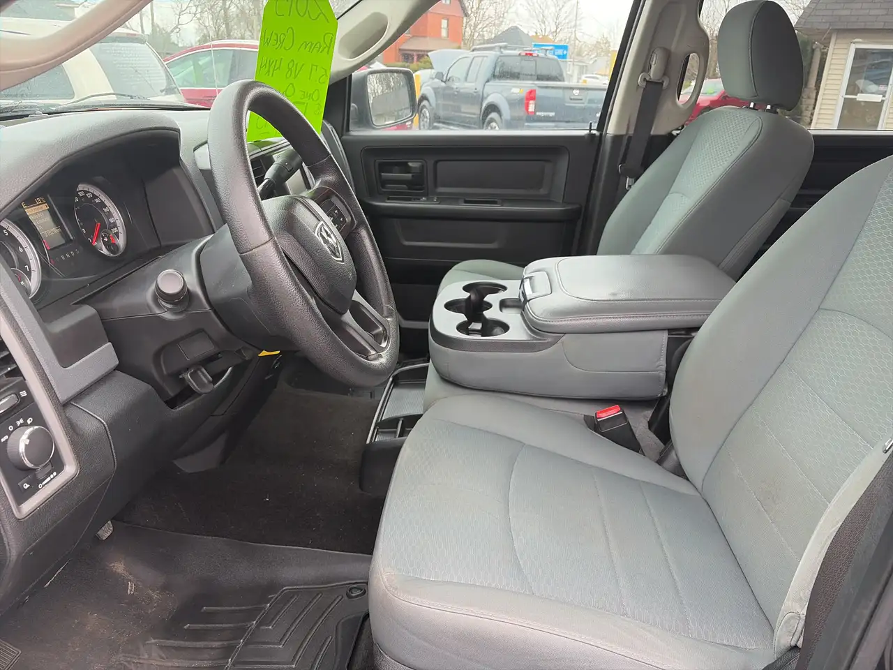 RAM 1500 снимка RAM 1500