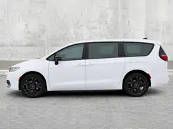 Chrysler Pacifica 2026