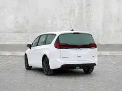 Chrysler Pacifica 2026