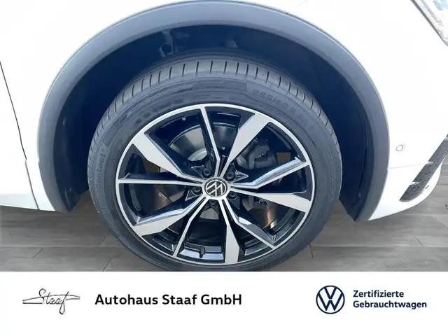 Volkswagen Tiguan view 7