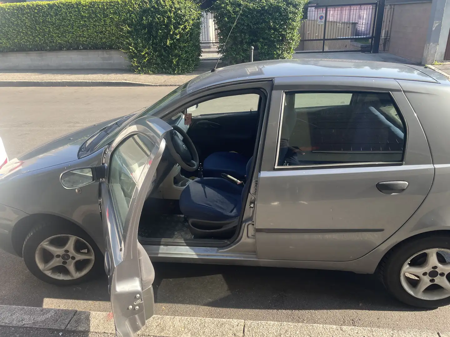 Fiat Punto 5p 1.1 Sole 55cv - 2