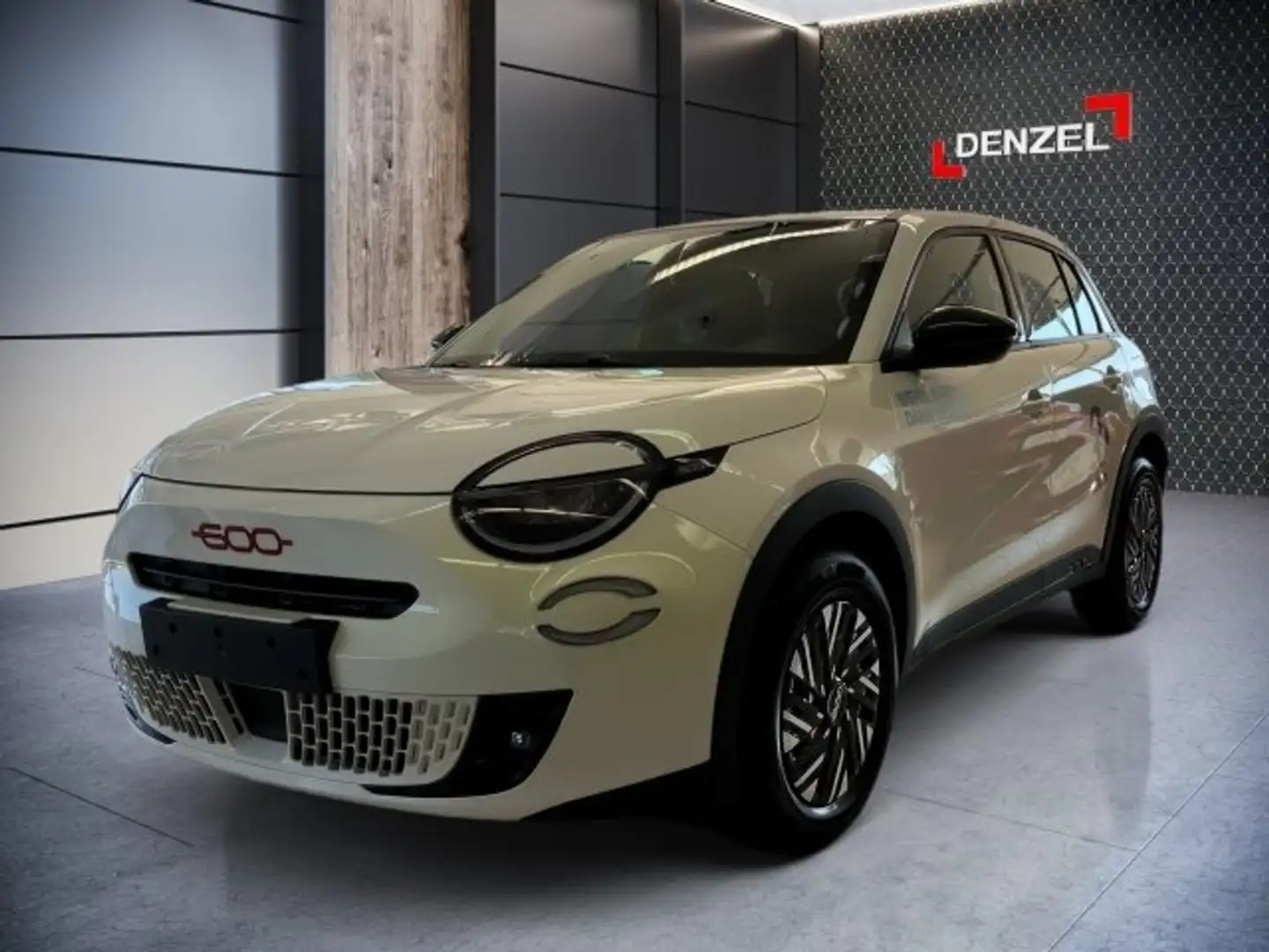 Fiat 600 e Red Weiß - 2