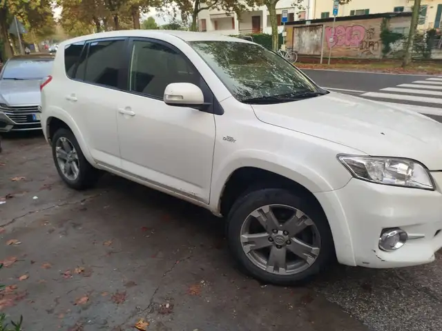 Toyota RAV 4 RAV4 Crossover 2.2 d-4d Executive 150cv auto