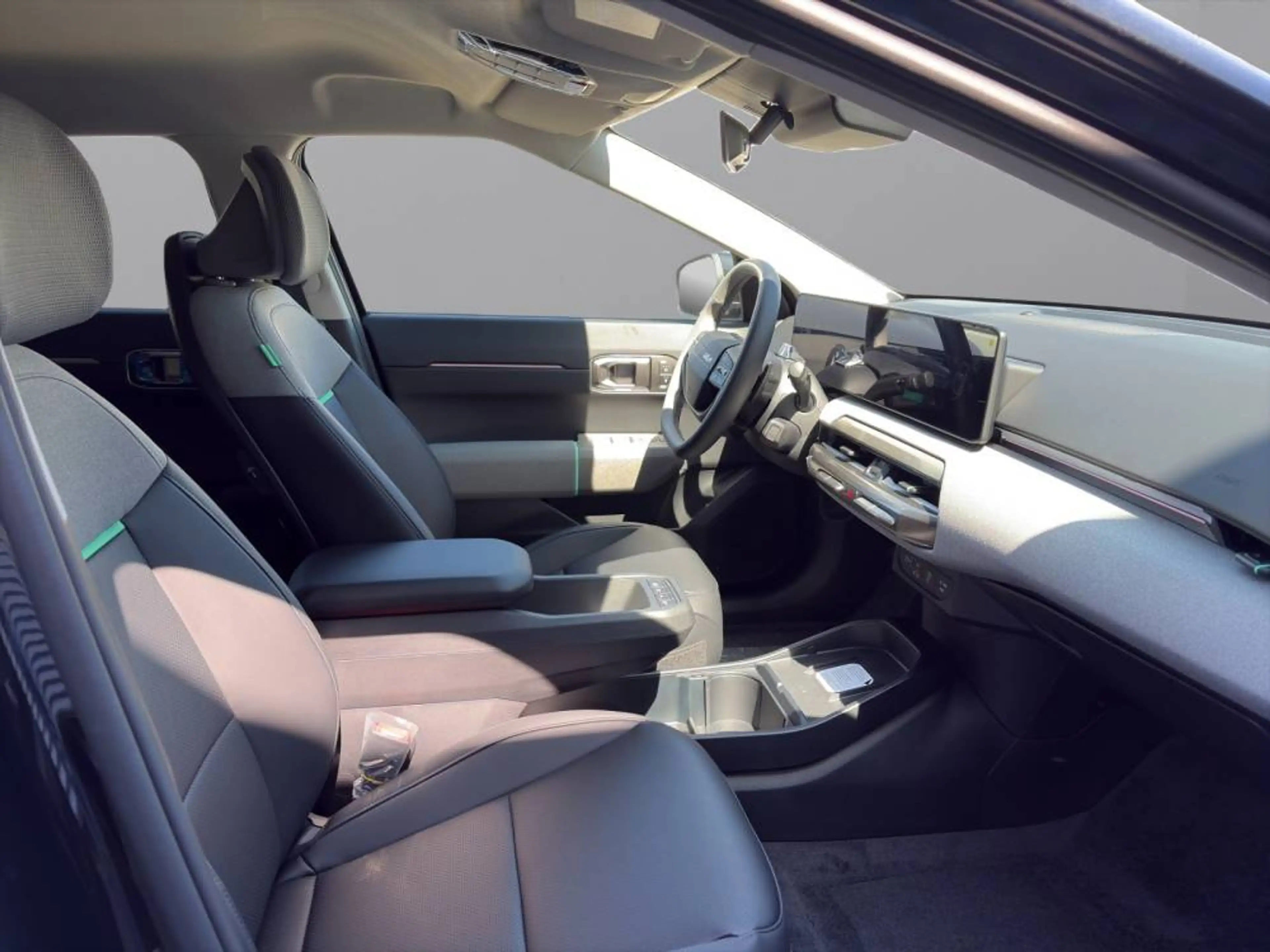 Kia EV4 81.4 FWD EARTH|LEDER|360°KAMERA|KEY-LESS|V2L|FULL- — photo 8