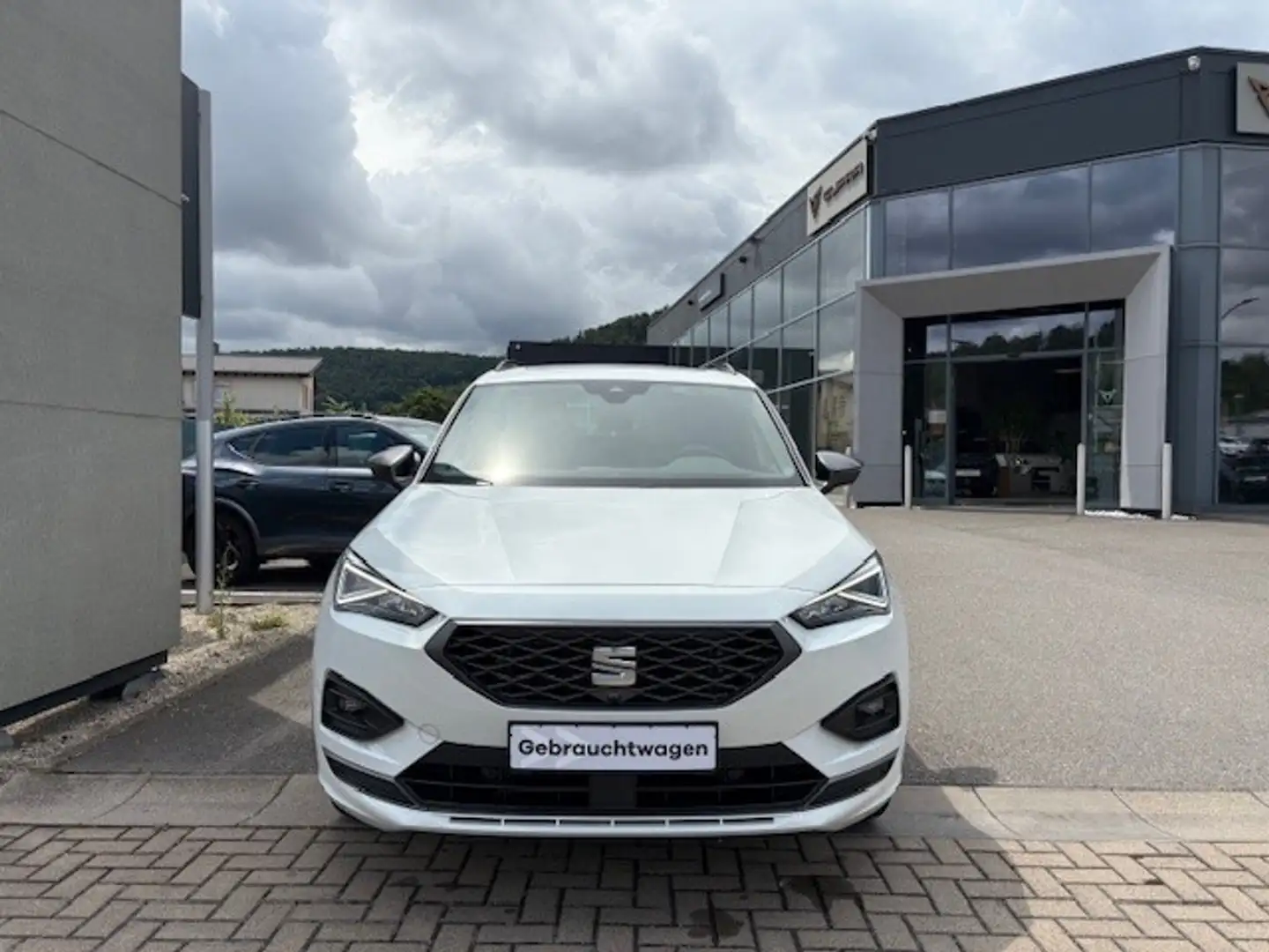 SEAT Tarraco FR 4Drive Klima Navi Rückfahrkamera Panoramadach Blanc - 2
