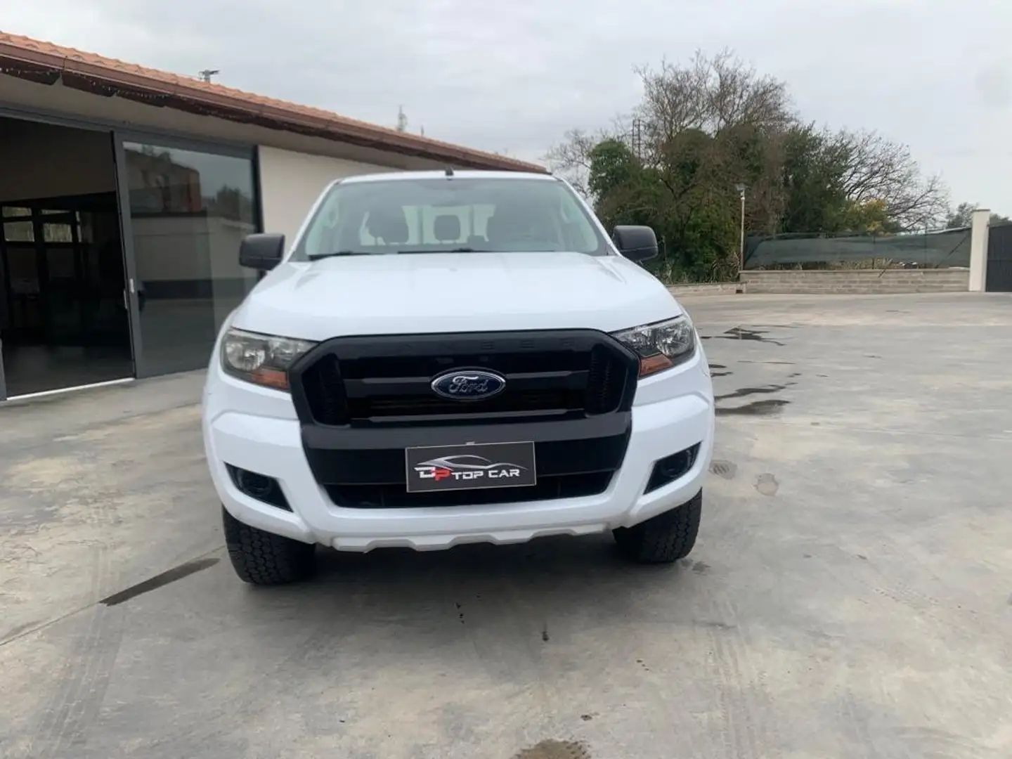 Ford Ranger Ranger 2.2 tdci double cab XL 160cv*Gancio traino* Blanc - 2