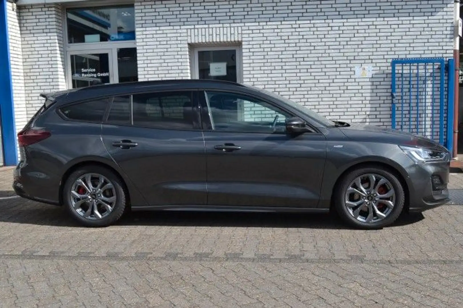 Ford Focus Turn ST-Line X Glasdach HeadUp e.Heckklapp Gris - 2