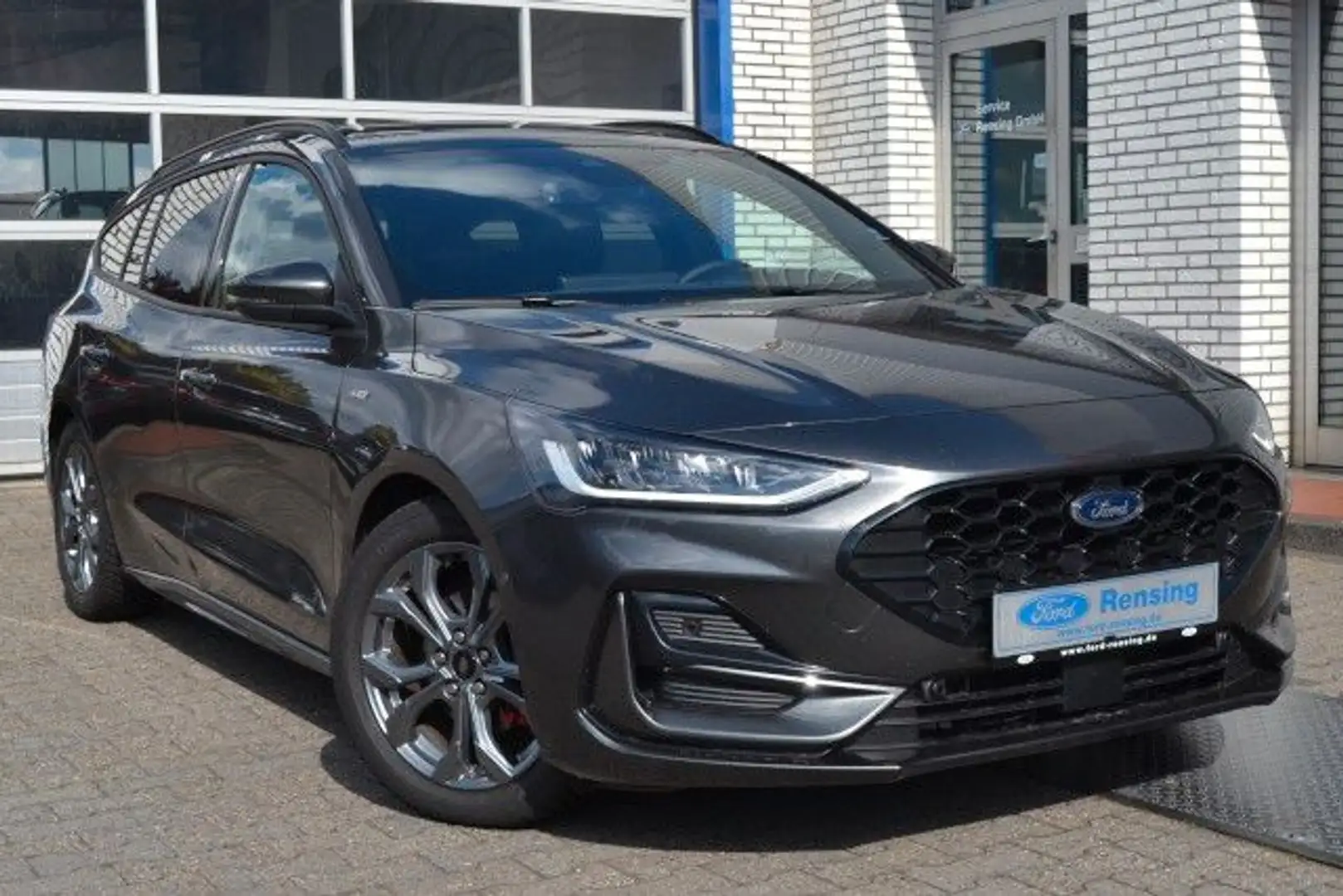 Ford Focus Turn ST-Line X Glasdach HeadUp e.Heckklapp Gris - 1