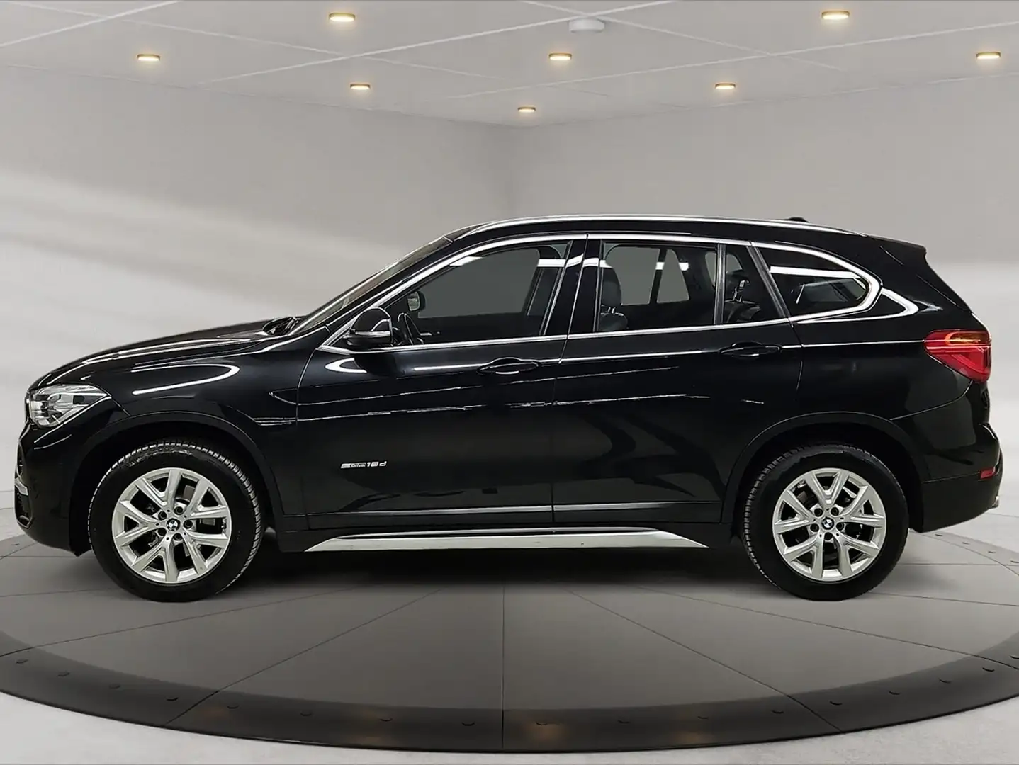 BMW X1 sDrive18d * XLINE * KAMERA * LED * 2. BESITZ * Schwarz - 2