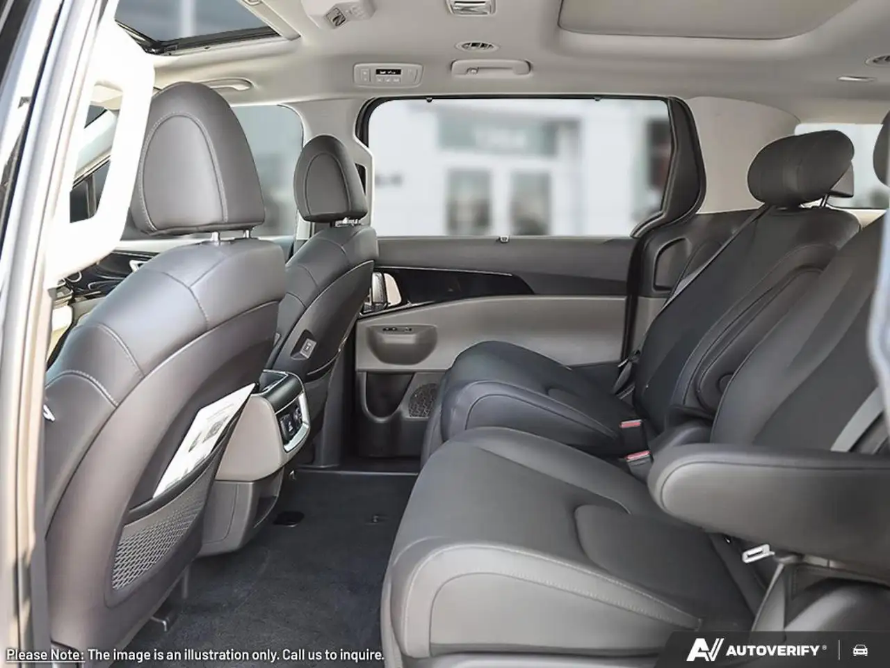 Kia Carnival снимка Kia Carnival