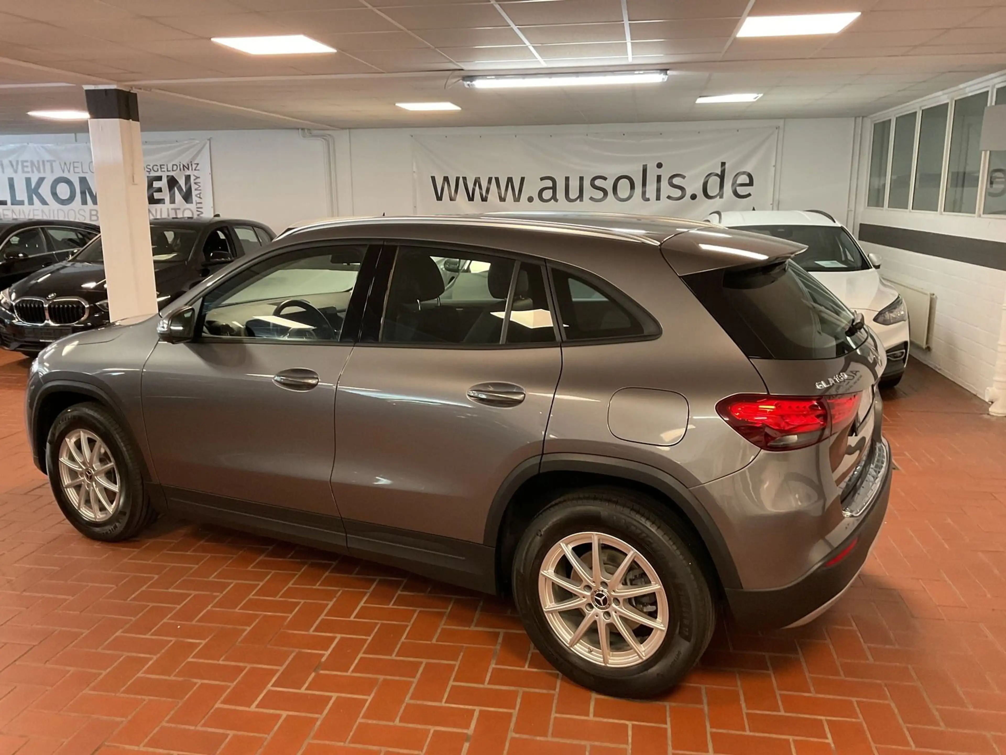 Mercedes-Benz GLA 180 Business Kamera,Navi,Sitzheizung — photo 5