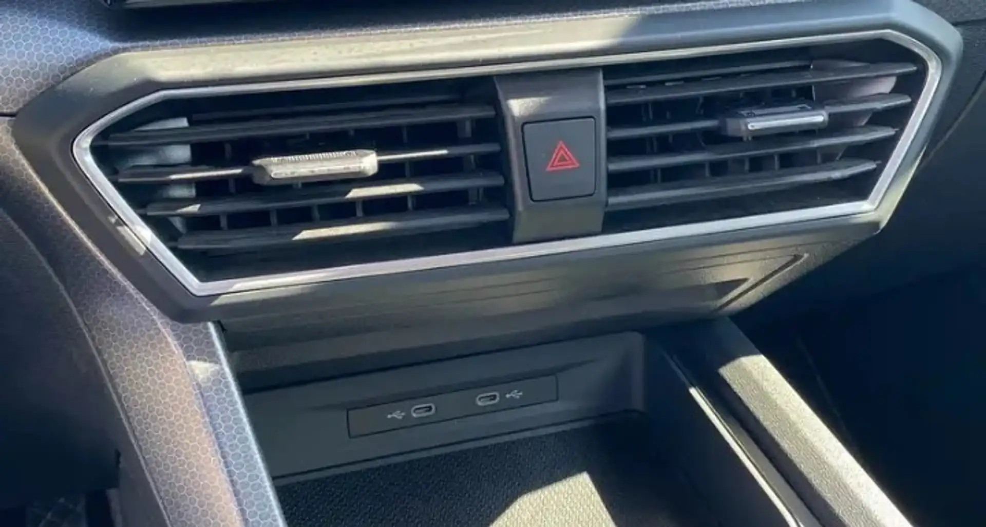 SEAT Leon 2.0 tdi Style 150cv dsg - 2