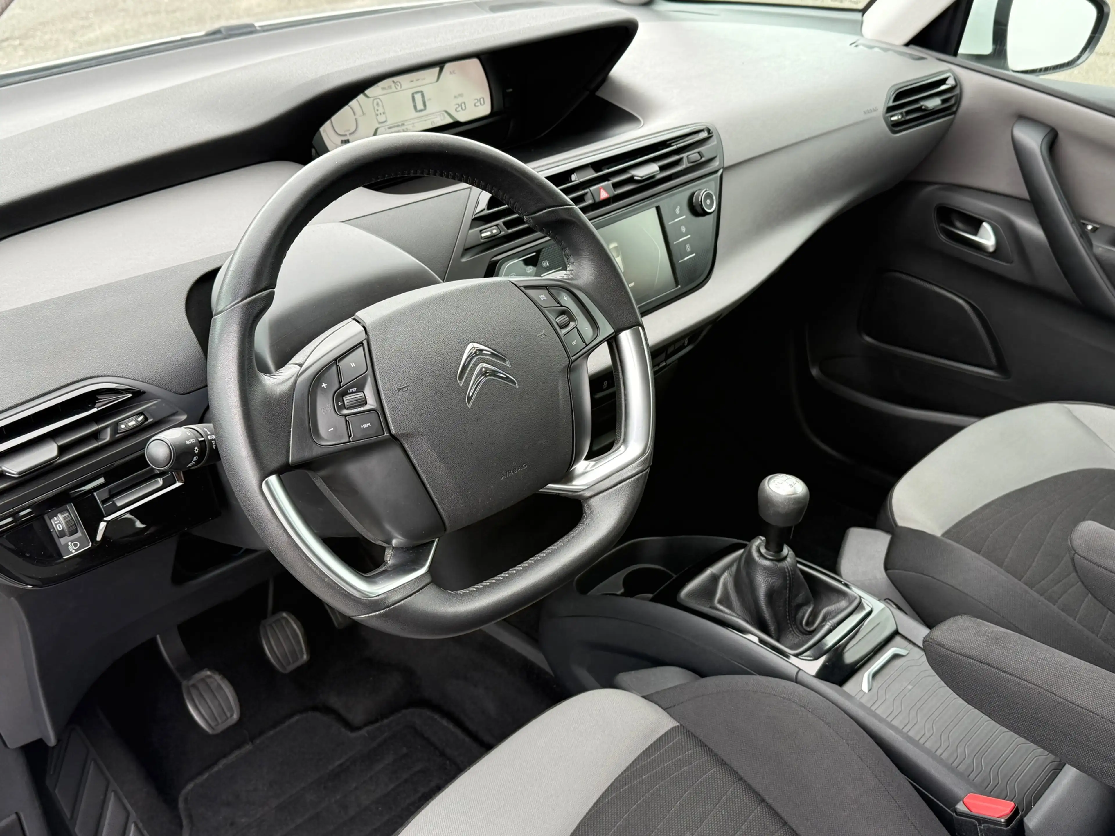 Citroen C4 Picasso 1.6 THP Tendance Clima | Cruise | Parkeersensoren — photo 2