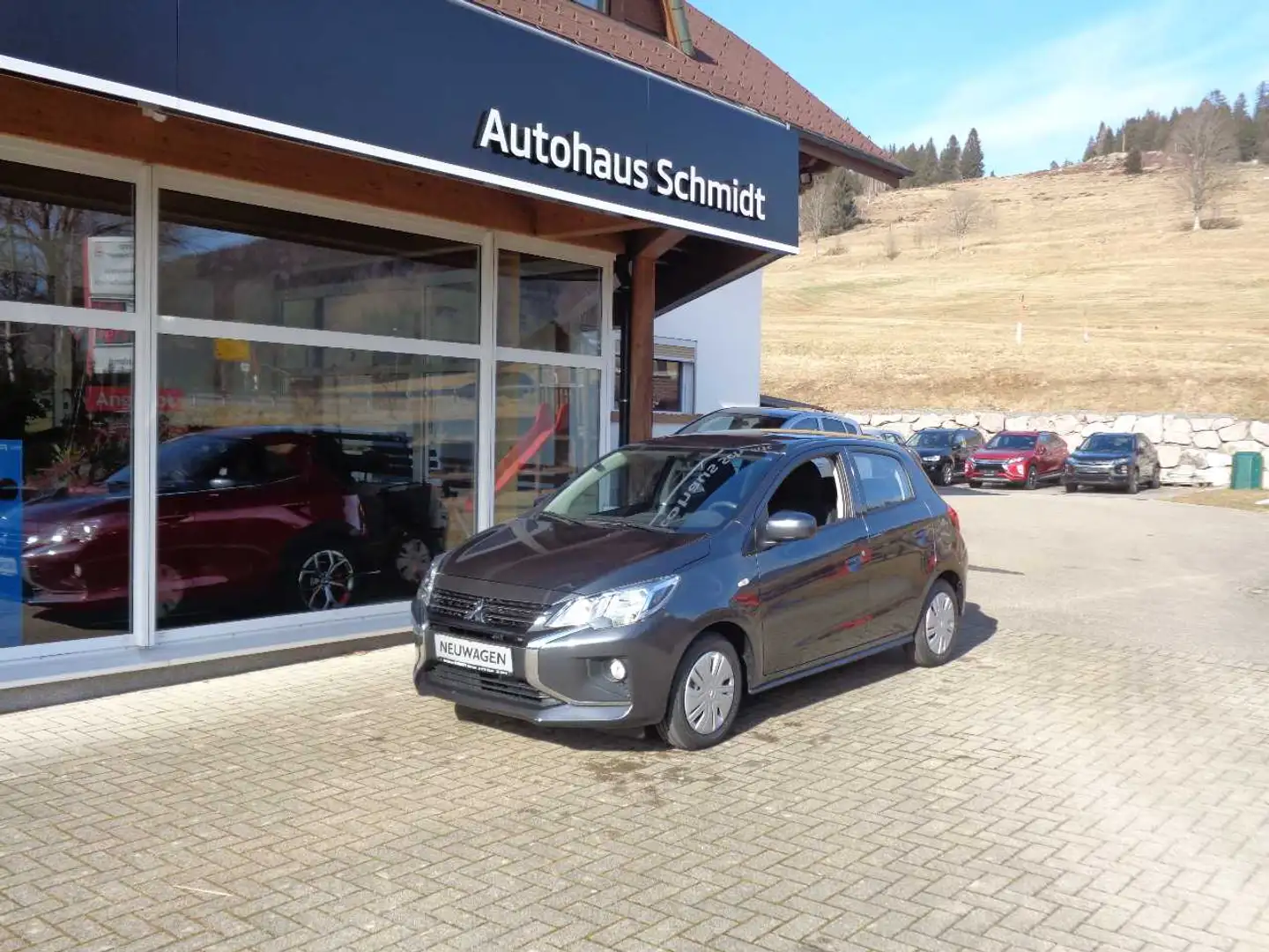 Mitsubishi Space Star Select 1.2 MIVEC 5-Gang Gris - 2