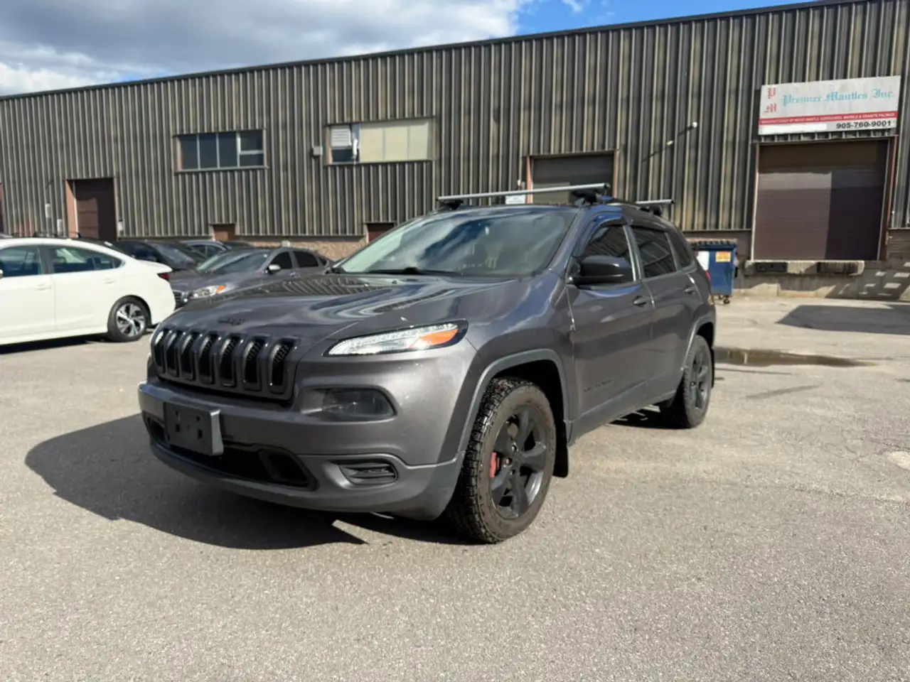 Jeep Cherokee снимка Jeep Cherokee