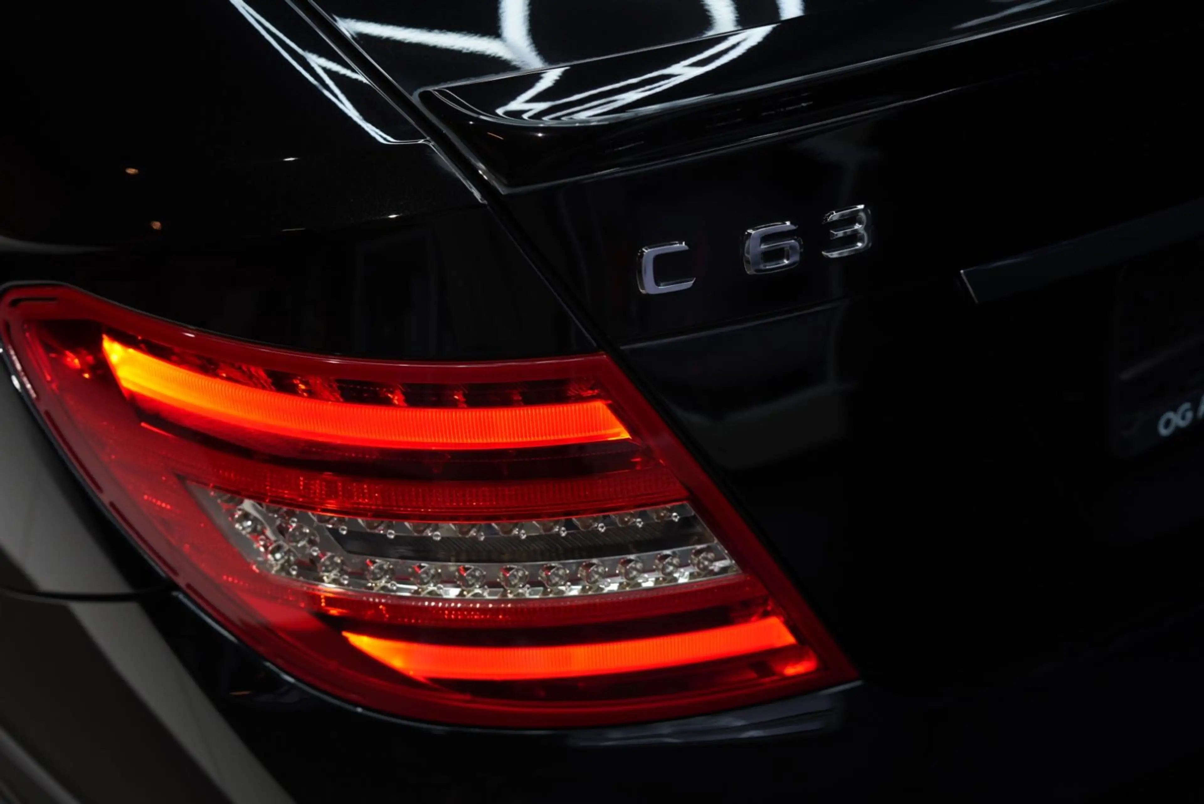 Mercedes-Benz C 63 AMG Coupe*H&K*PANO*LEDER*LED*MEMORY*DISTRON — photo 9