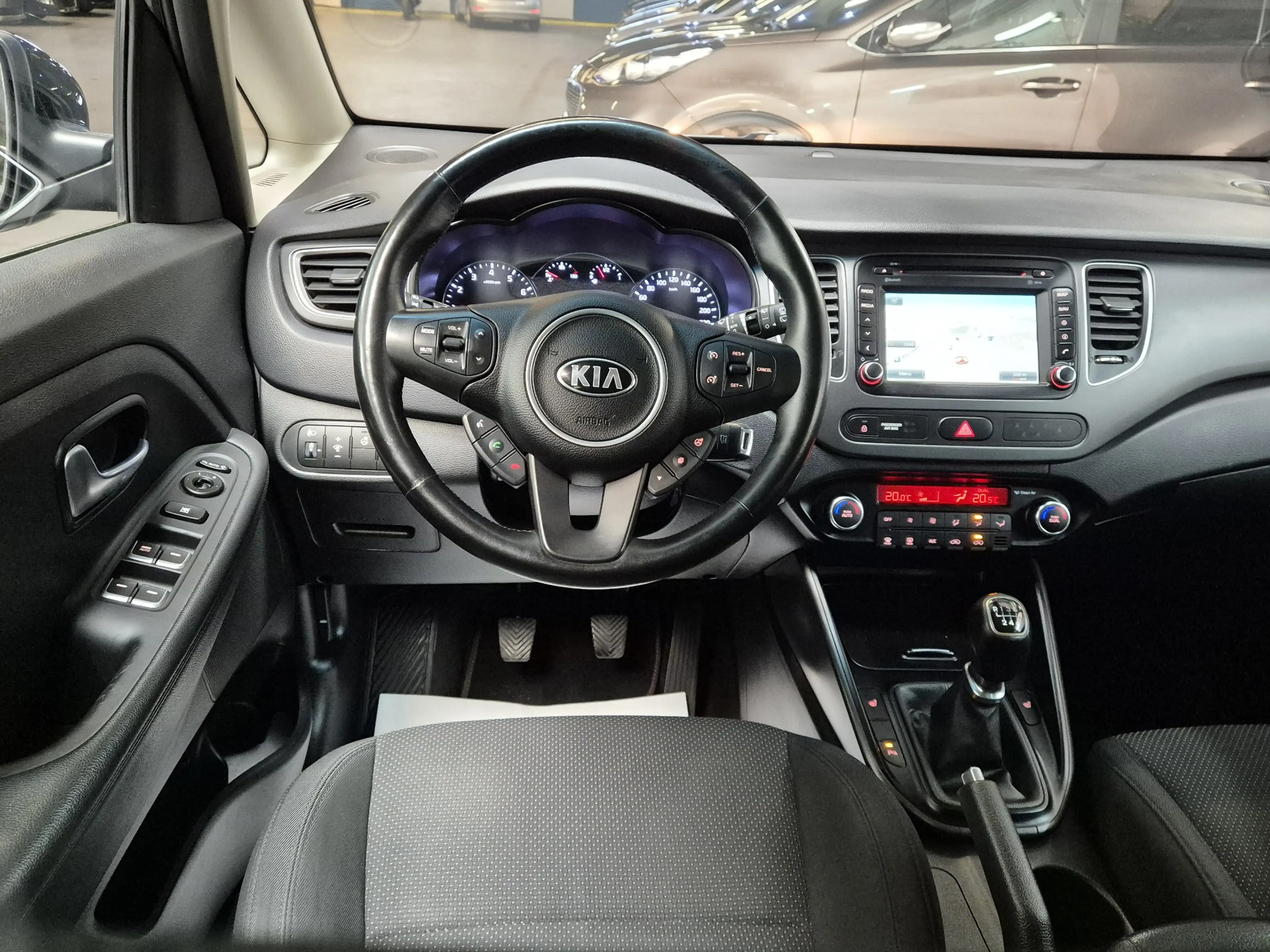 Kia Carens Carens 1.6i World Edition-7pl.-1 prop.-Garantie — photo 11