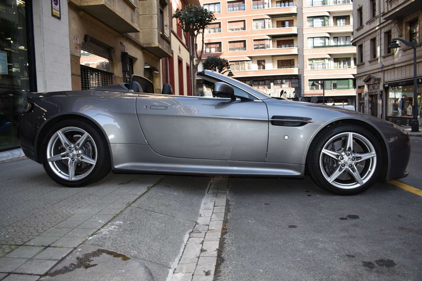 Aston Martin Vantage Roadster V8 Sportshift II -  - Joinsteer - #2