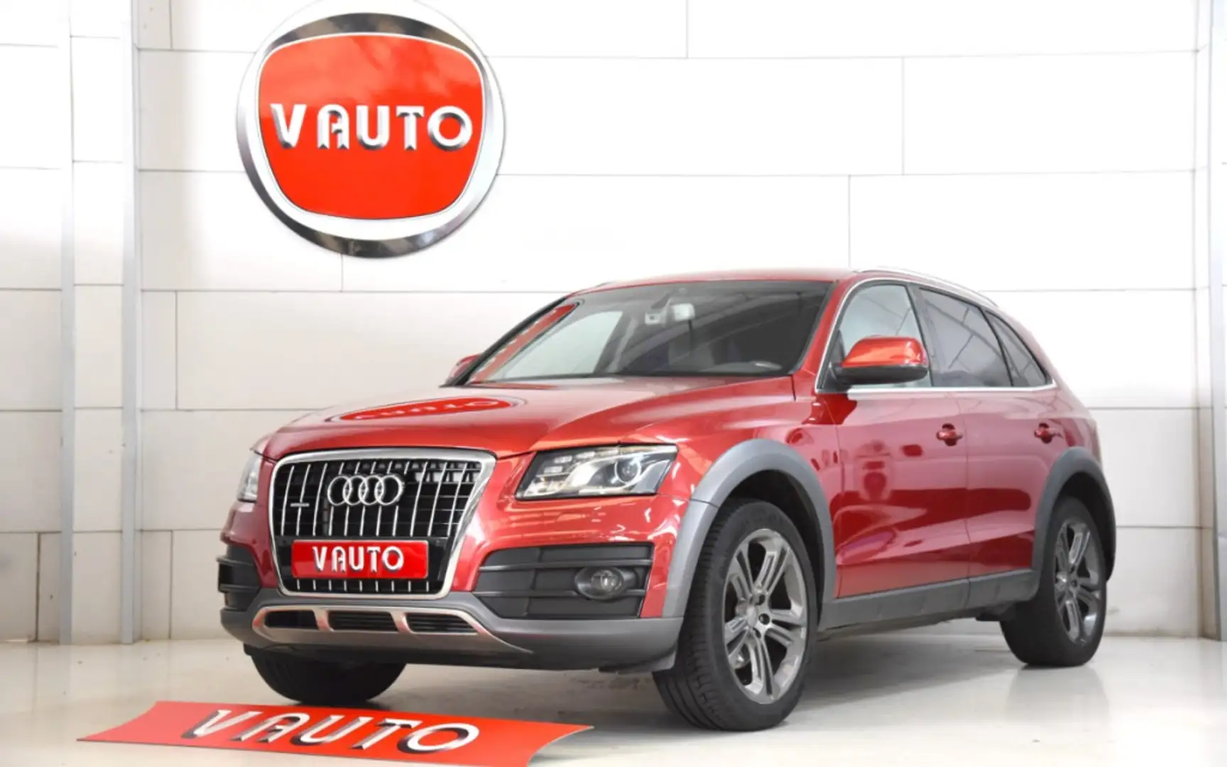 Audi Q5 3.0TDI quattro S-T DPF Paars - 1