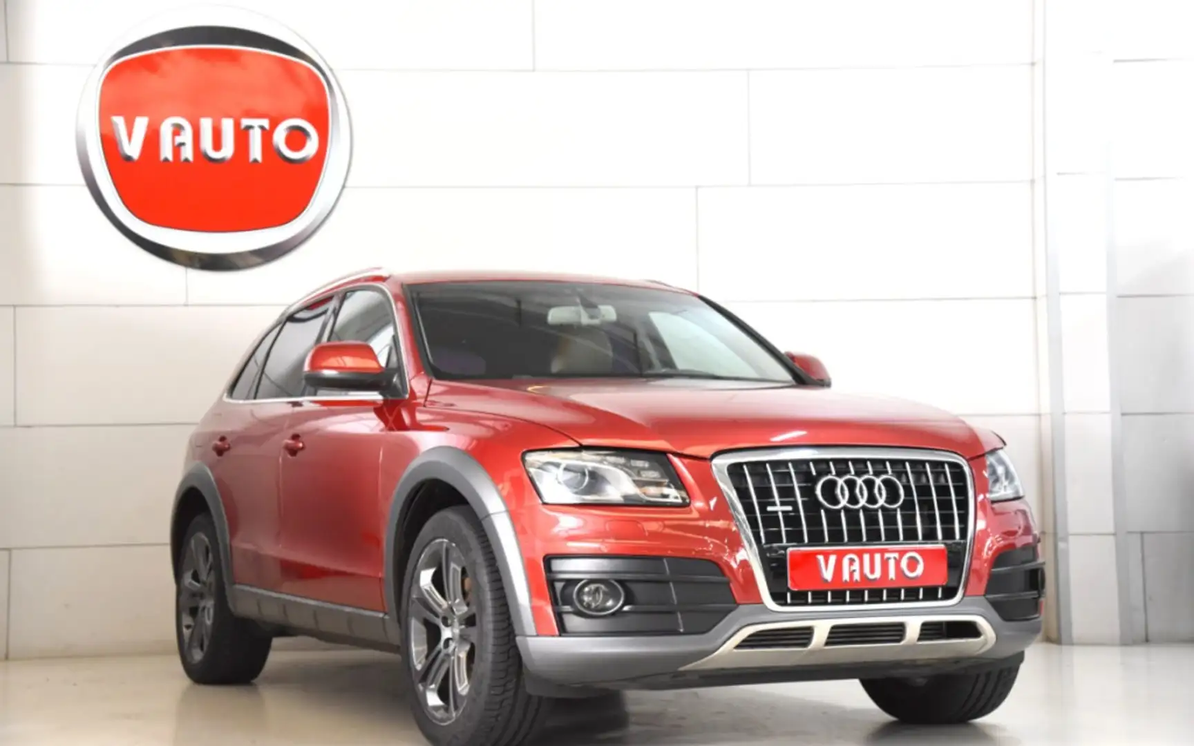 Audi Q5 3.0TDI quattro S-T DPF Paars - 2