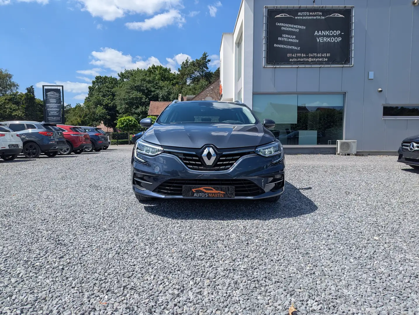 Renault Megane Megane Grandtour TCe 140 | CARPLAY | NAVI | LEER Gris - 2