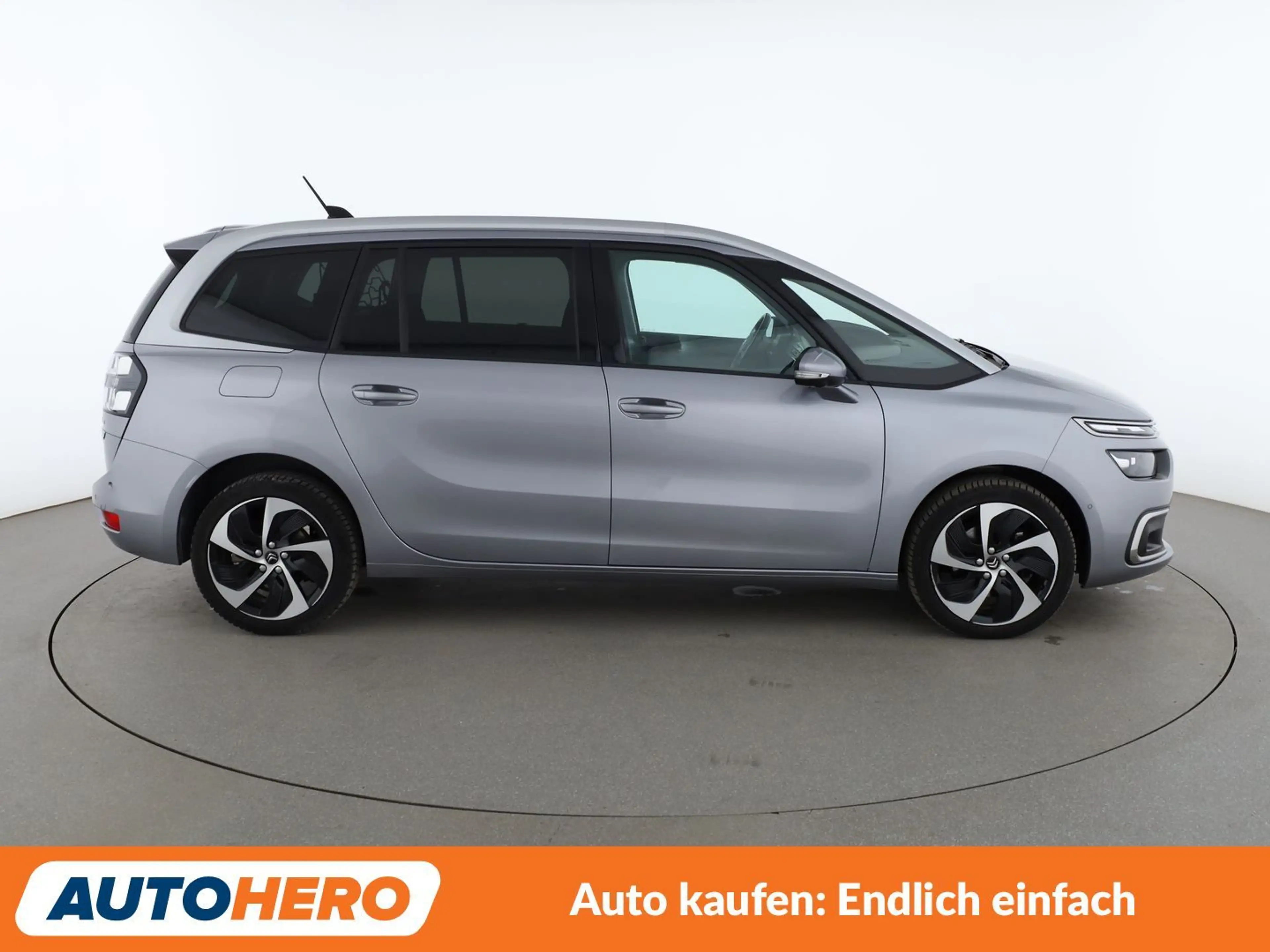 Citroen Grand C4 Picasso 1.6 THP Shine Aut.*NAVI*XENON*CAM*PDC*SHZ*KLIMA* — photo 7