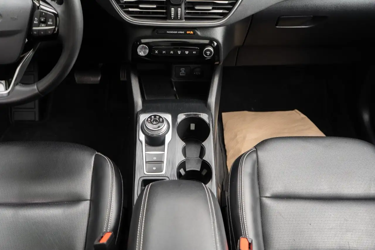 Ford Escape снимка Ford Escape