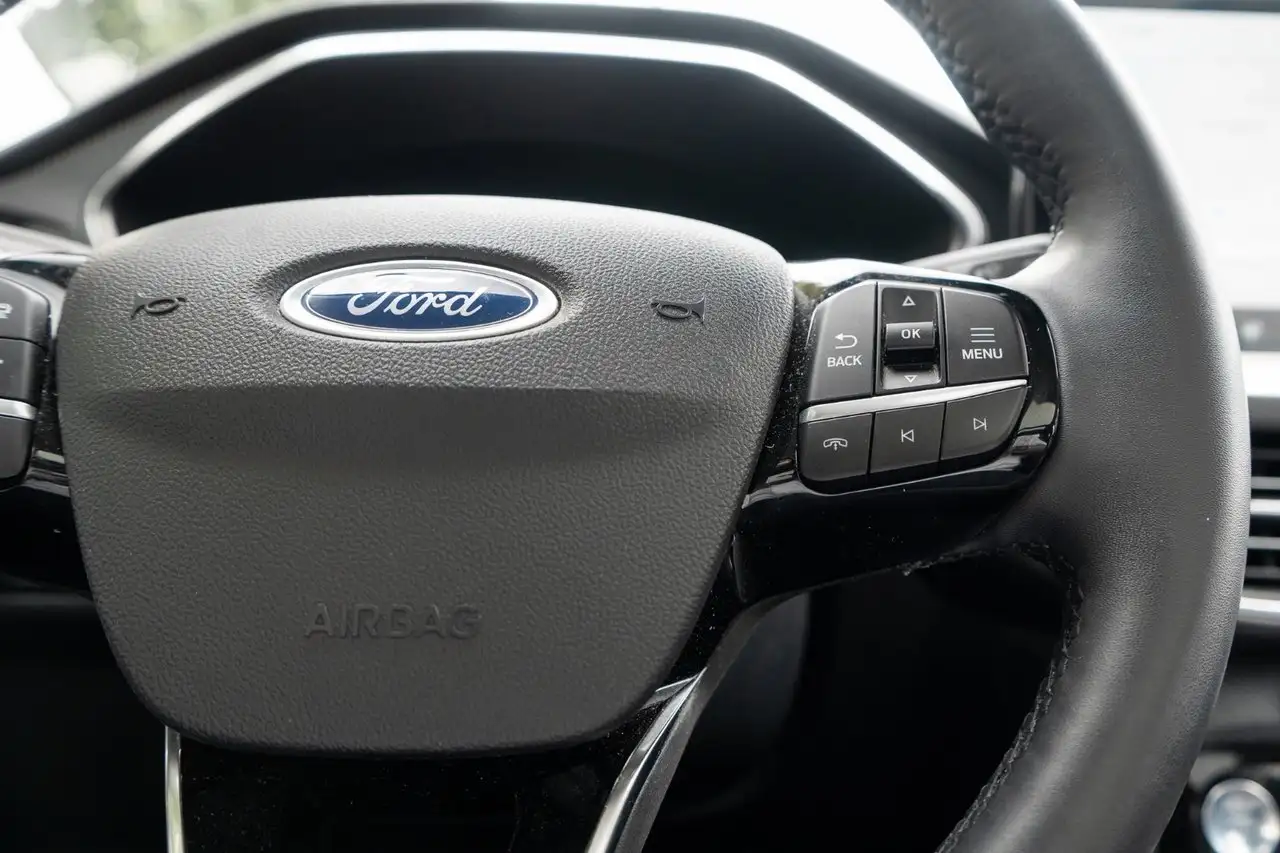 Ford Escape снимка Ford Escape