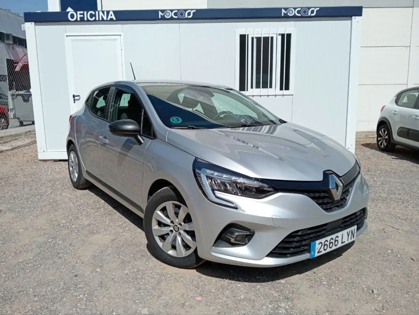 Renault Clio TCe Business 67kW Zilver - 2