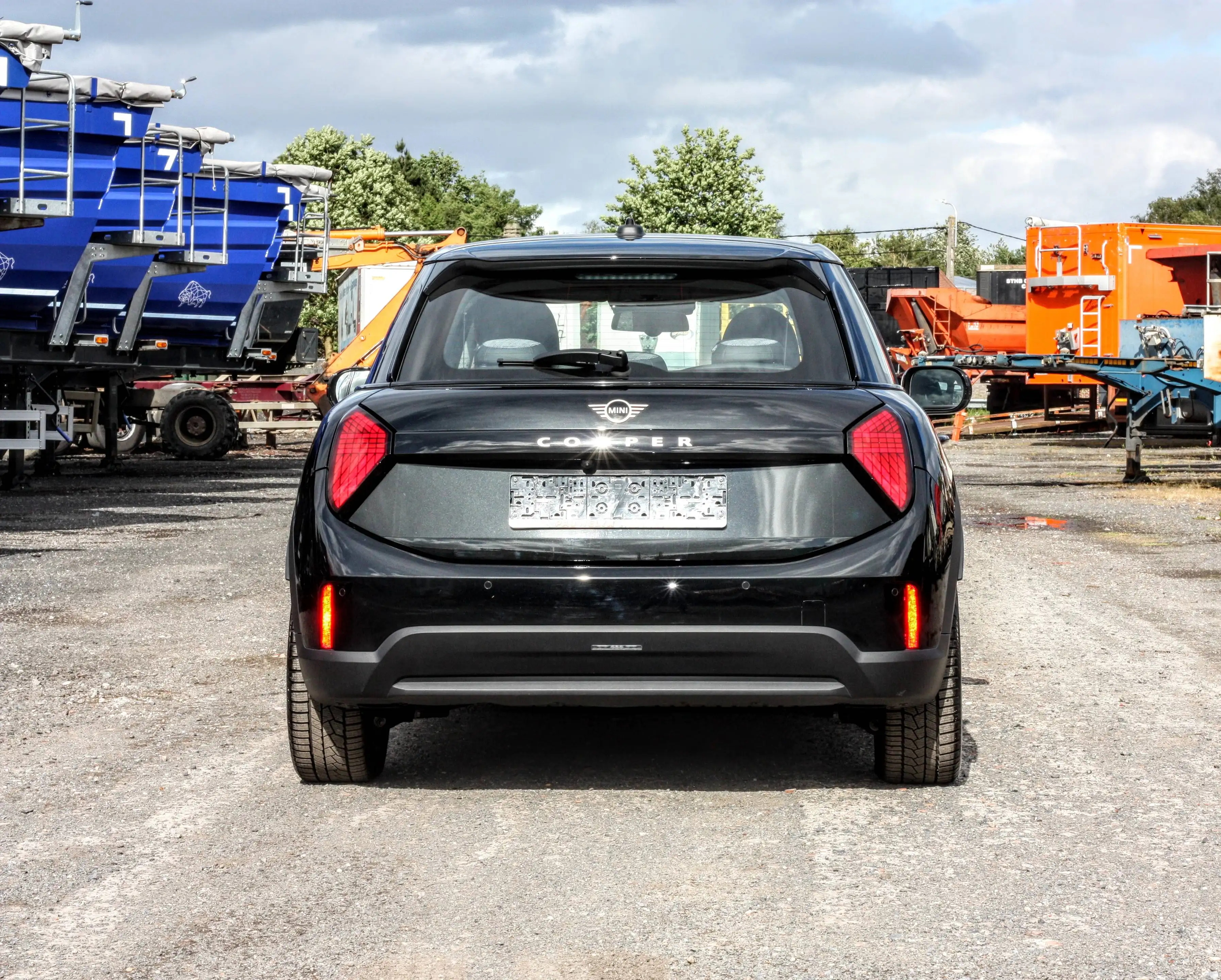 MINI Cooper C AUTOMAAT // HUD// CARPLAY// LANE ASSIST // STUURWIELVERW — photo 4