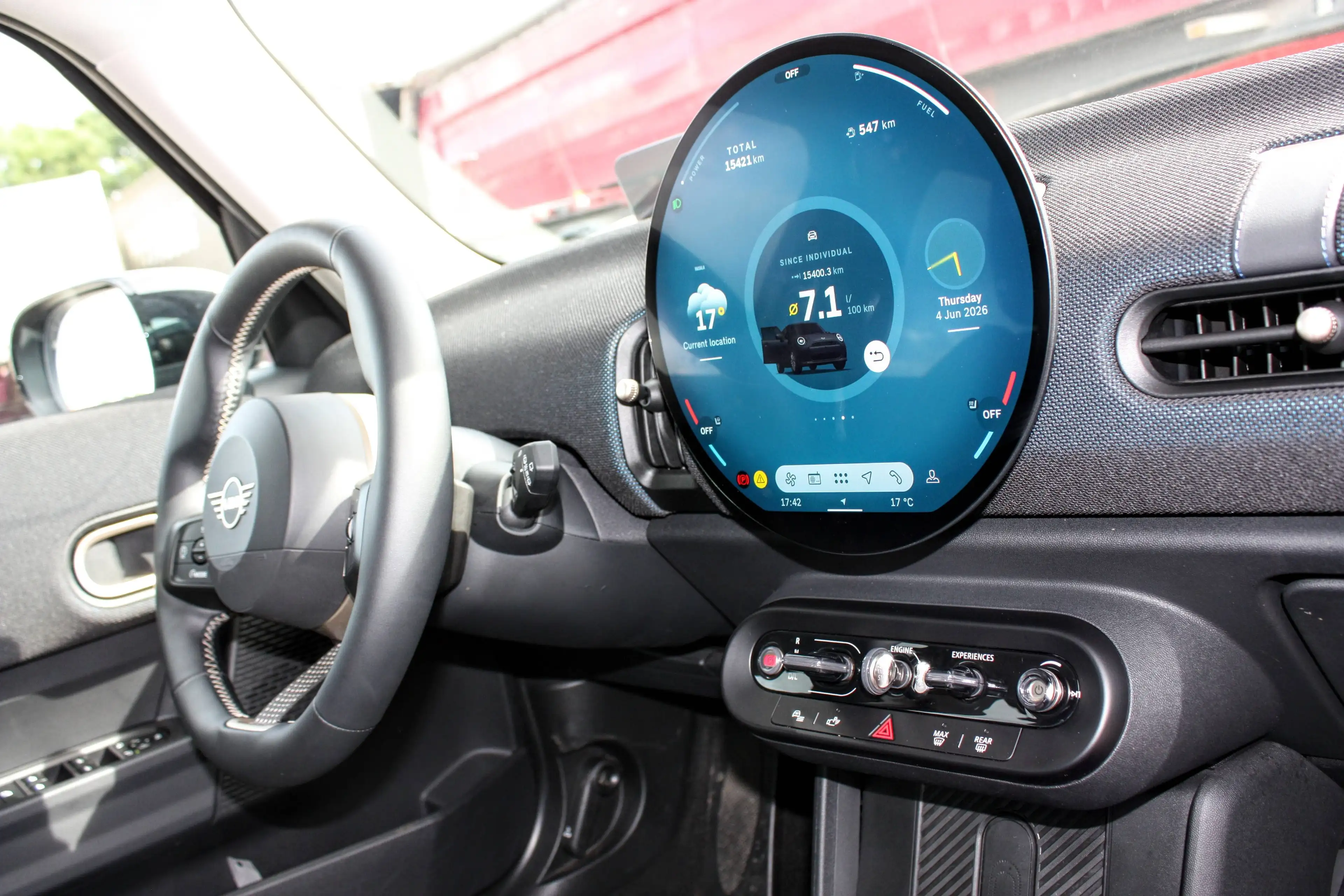 MINI Cooper C AUTOMAAT // HUD// CARPLAY// LANE ASSIST // STUURWIELVERW — photo 9