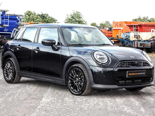 MINI Cooper C AUTOMAAT // HUD// CARPLAY// LANE ASSIST // STUURWIELVERW