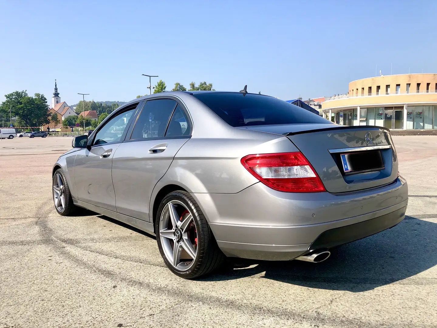 Mercedes-Benz C 180 CGI Automatik BlueEFFICIENCY Avantgarde - 2