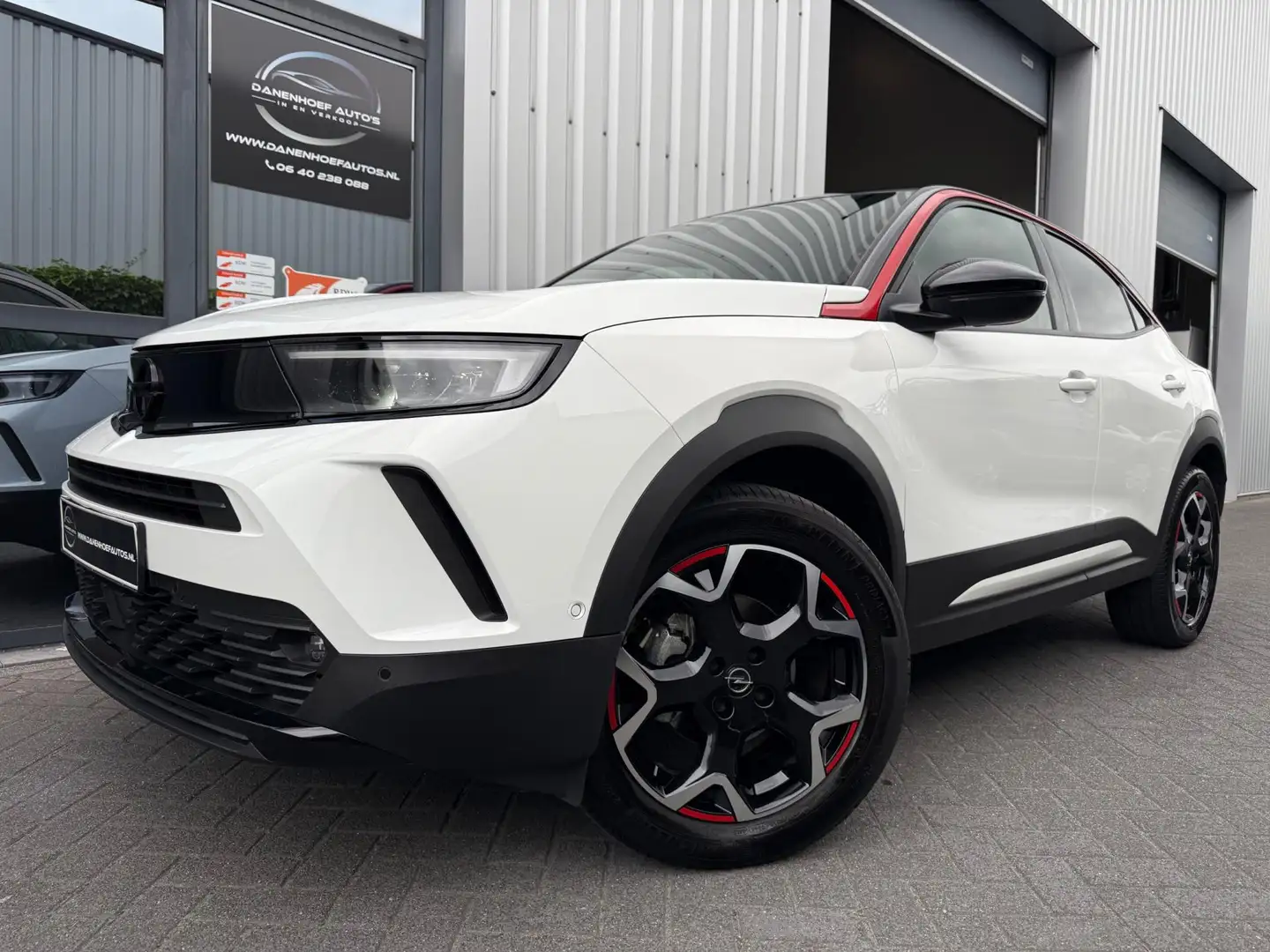 Opel Mokka 1.2 Turbo GS 136 PK Wit - 1