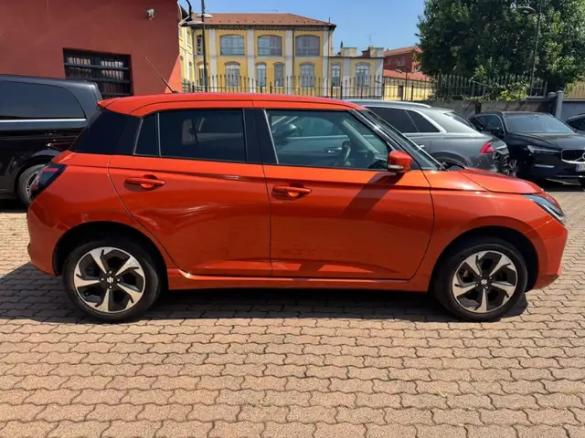Suzuki Swift view 3