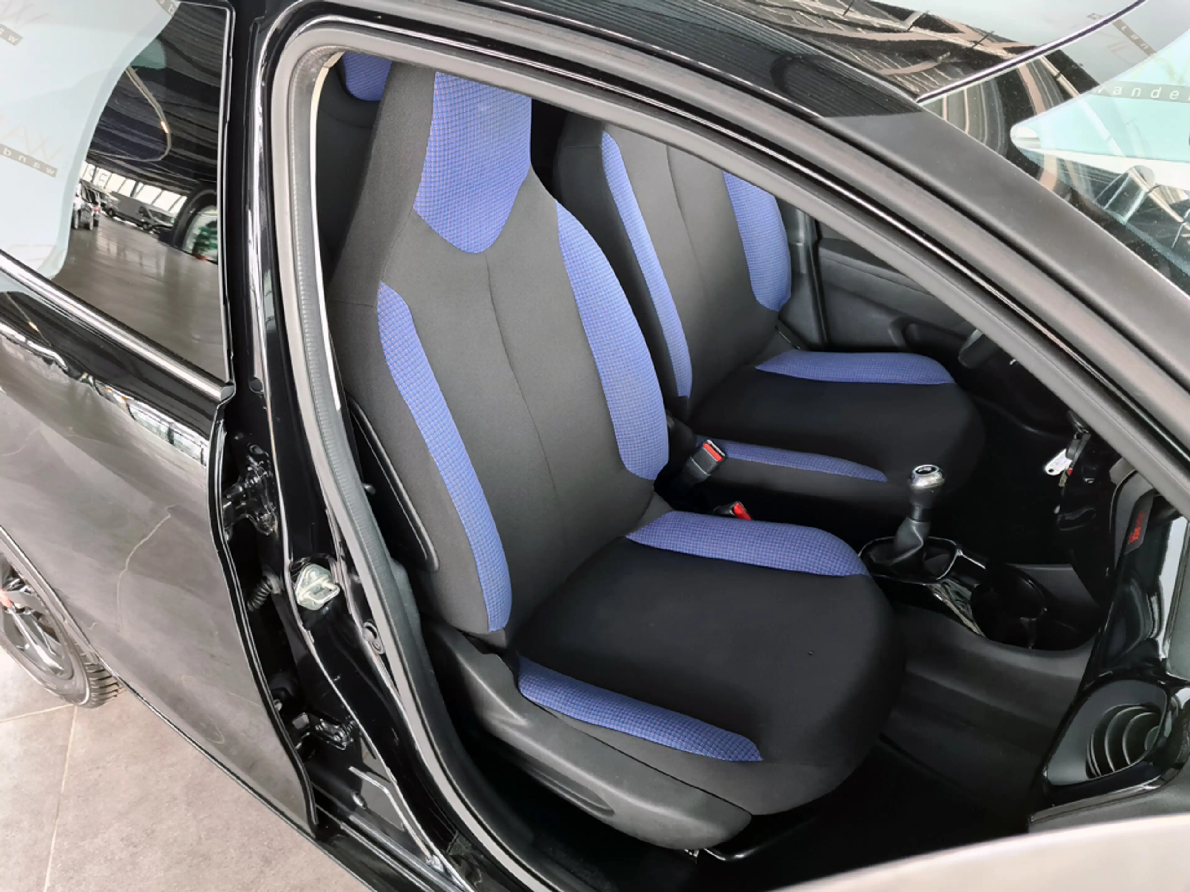 Citroen C1 1.0 VTi Urban Ride — photo 3