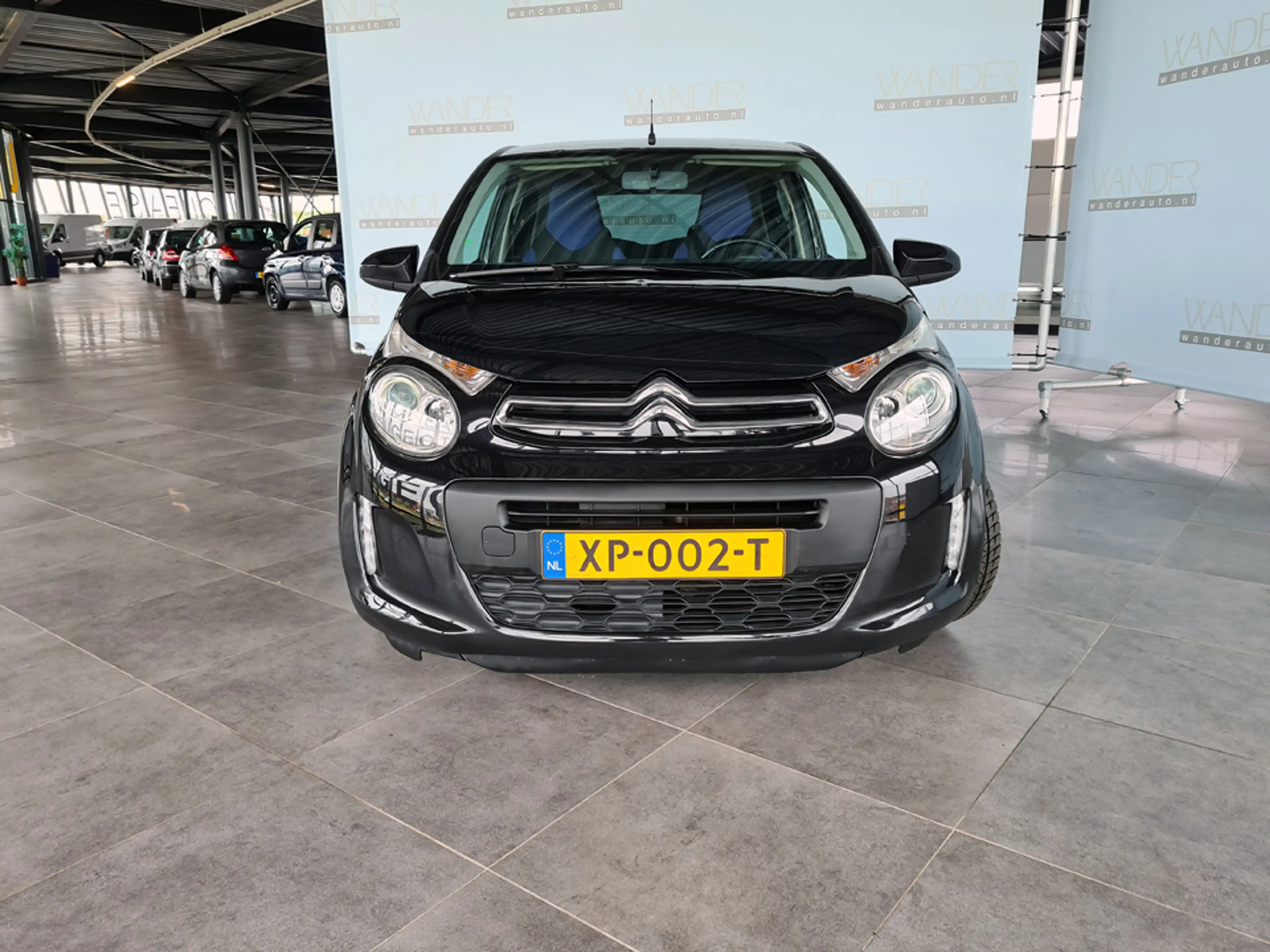 Citroen C1 1.0 VTi Urban Ride — photo 2