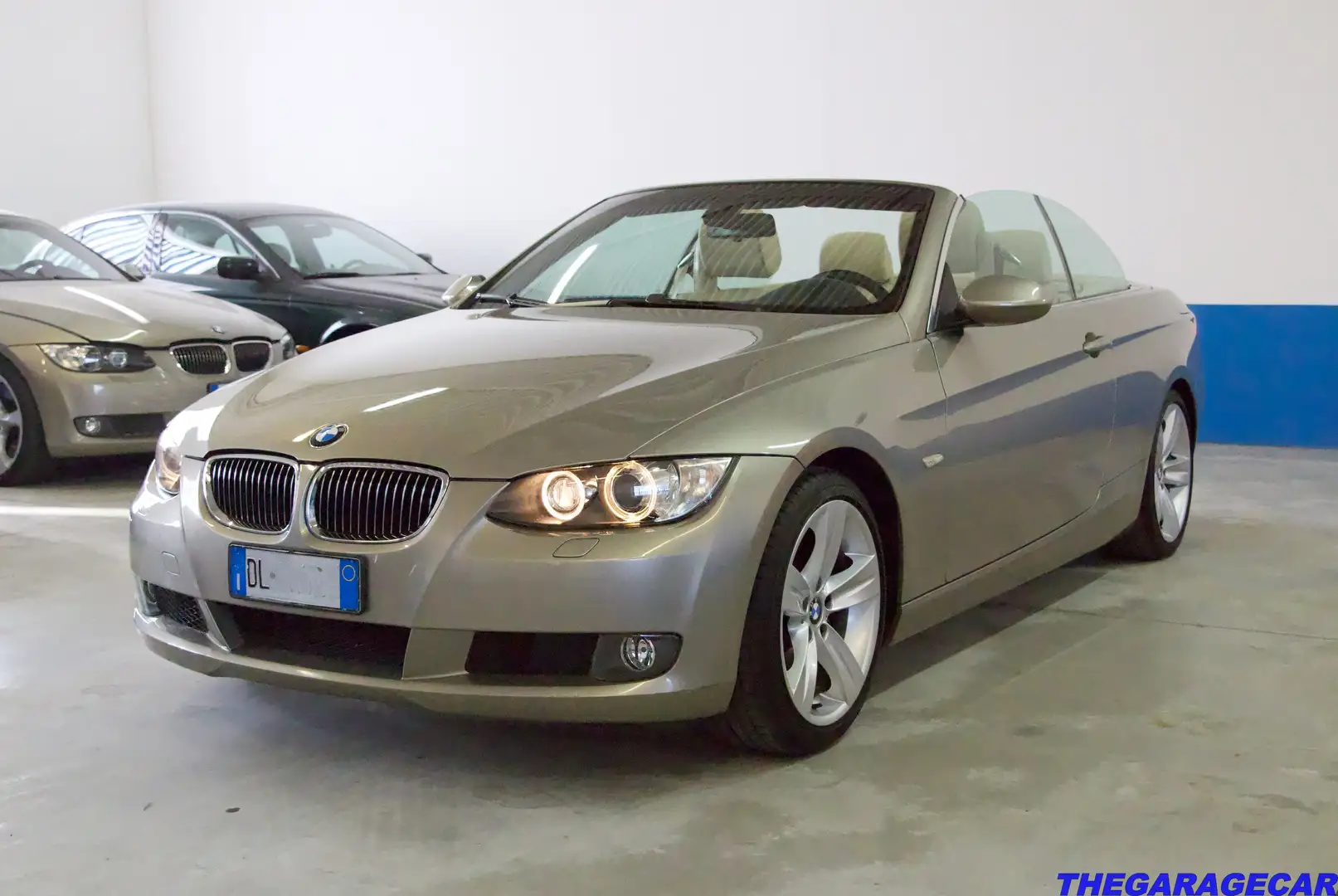 BMW 325 i Cabrio Futura Brons - 2