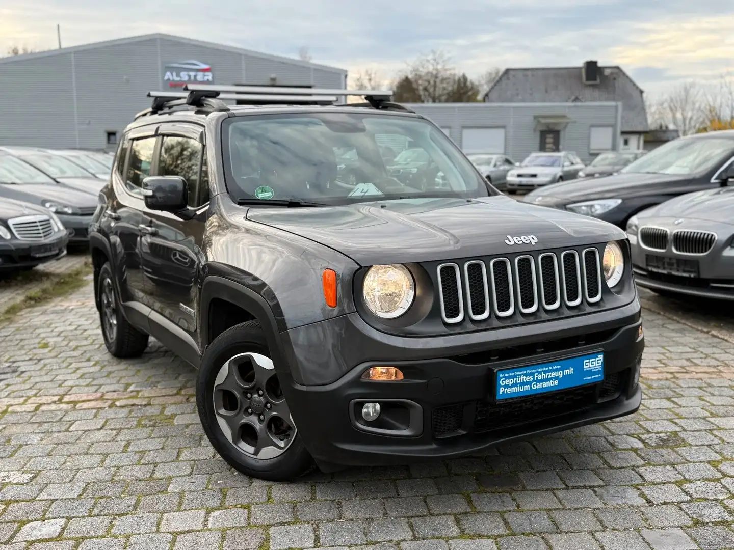 Jeep Renegade 1,4 Longitude FWD Automatik Schwarz - 1