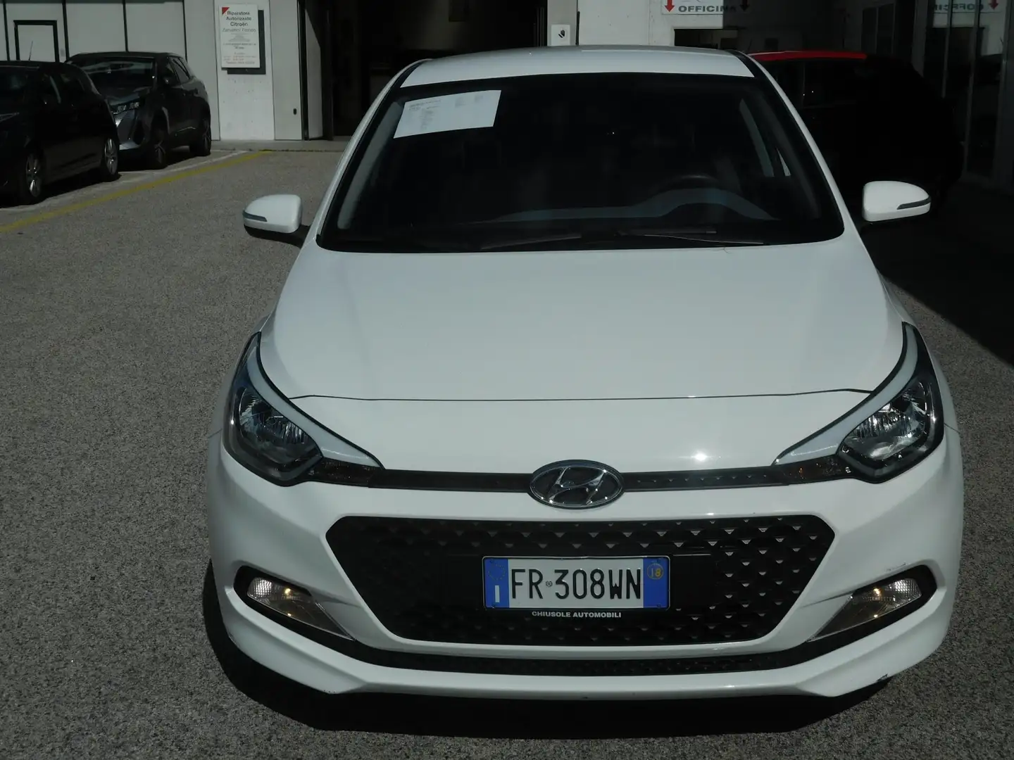Hyundai i20 i20 1.1 CRDi 12V 5 porte Classic Bianco - 2