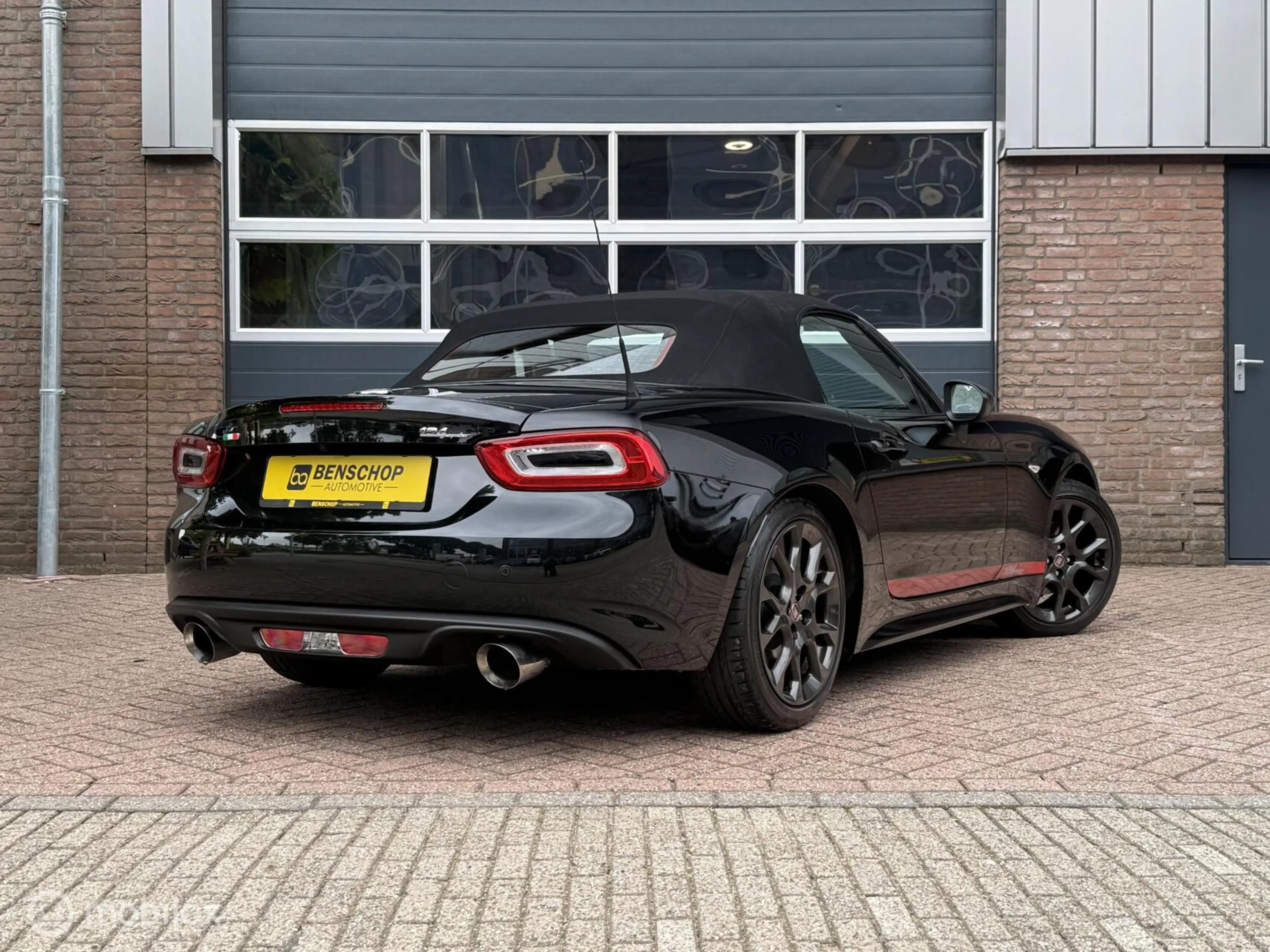Fiat 124 Spider 1.4 MultiAir Turbo Lusso Sport Leer Navi Camera Bo — photo 3