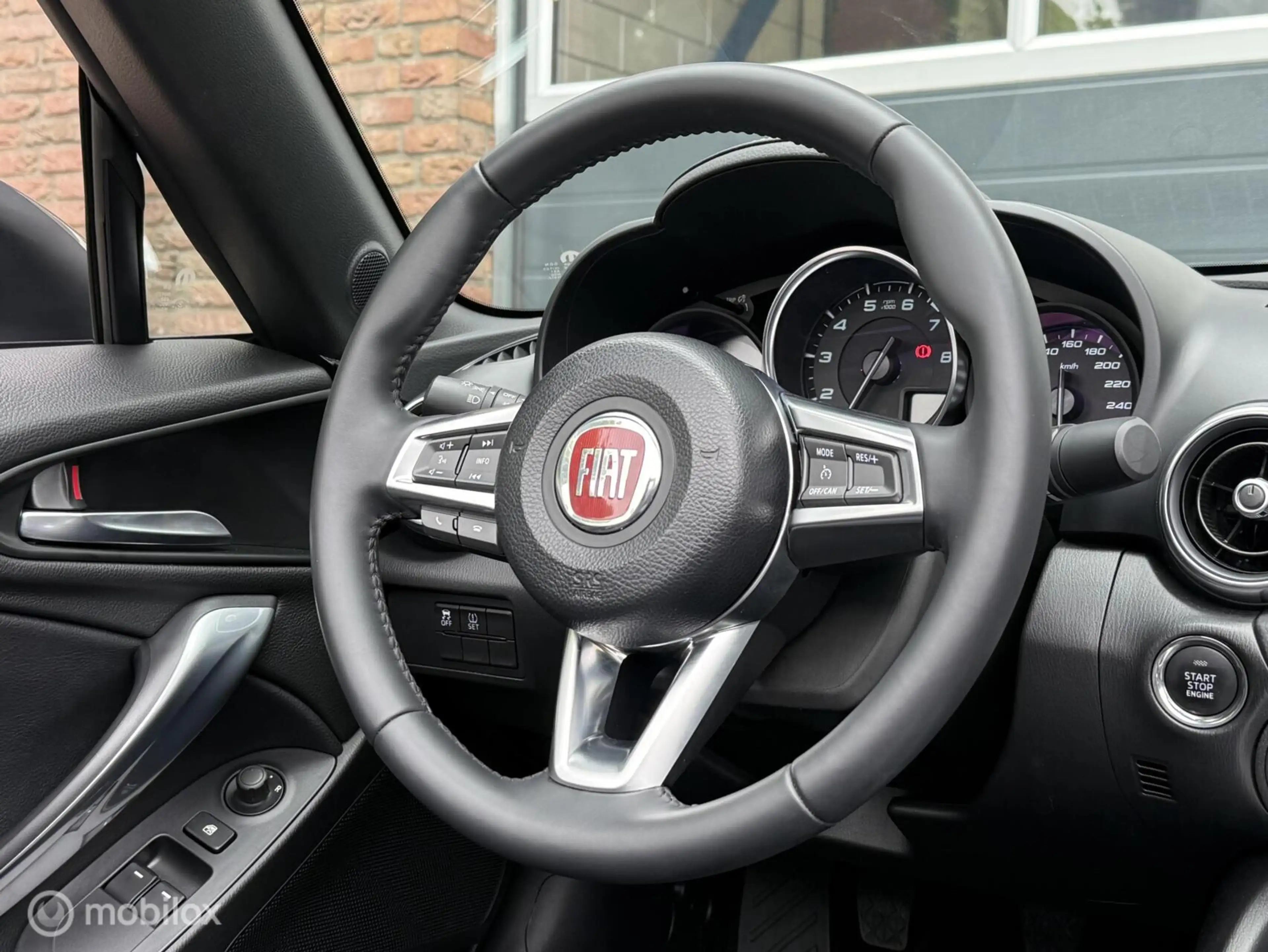 Fiat 124 Spider 1.4 MultiAir Turbo Lusso Sport Leer Navi Camera Bo — photo 7