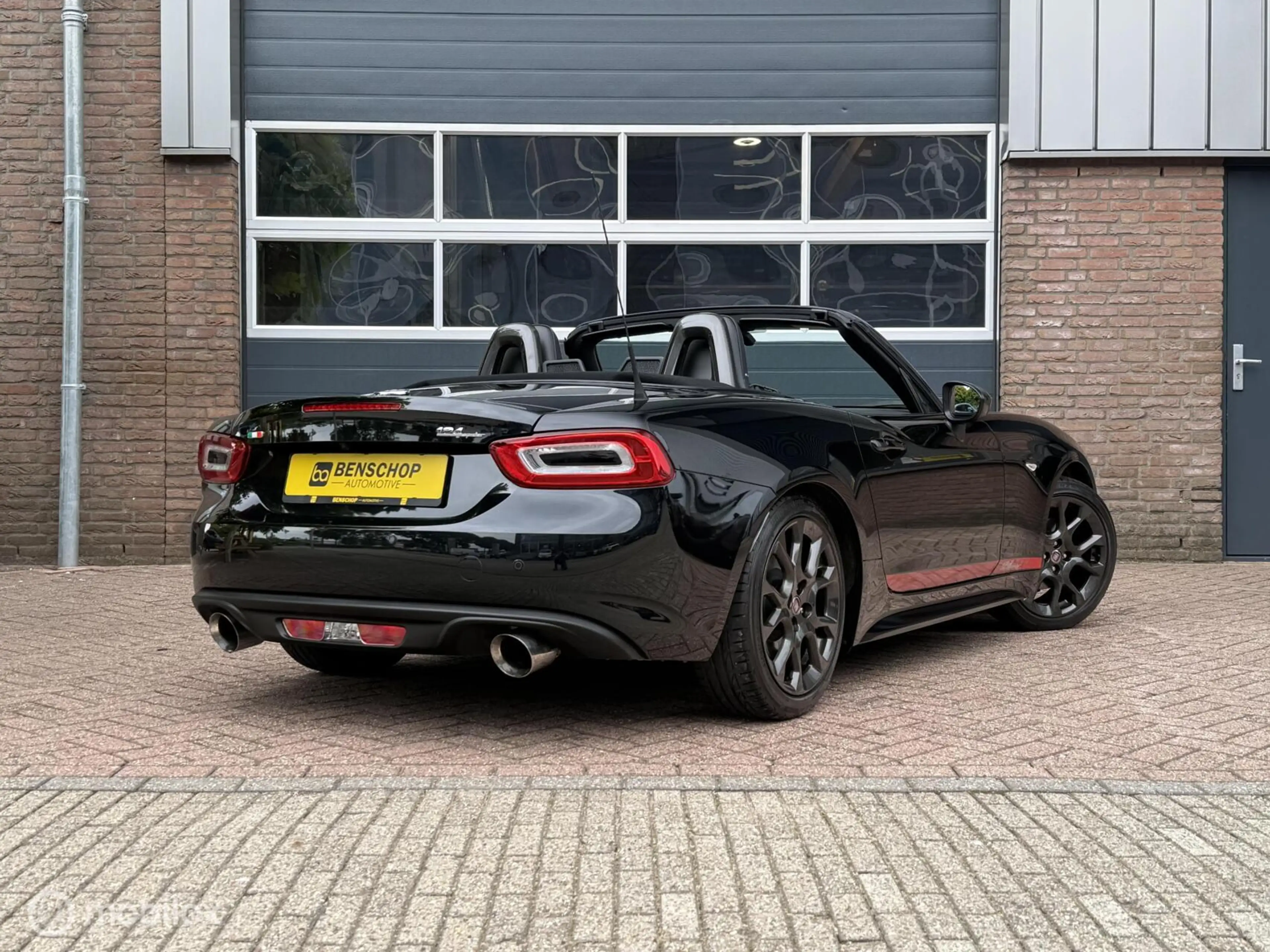 Fiat 124 Spider 1.4 MultiAir Turbo Lusso Sport Leer Navi Camera Bo — photo 2