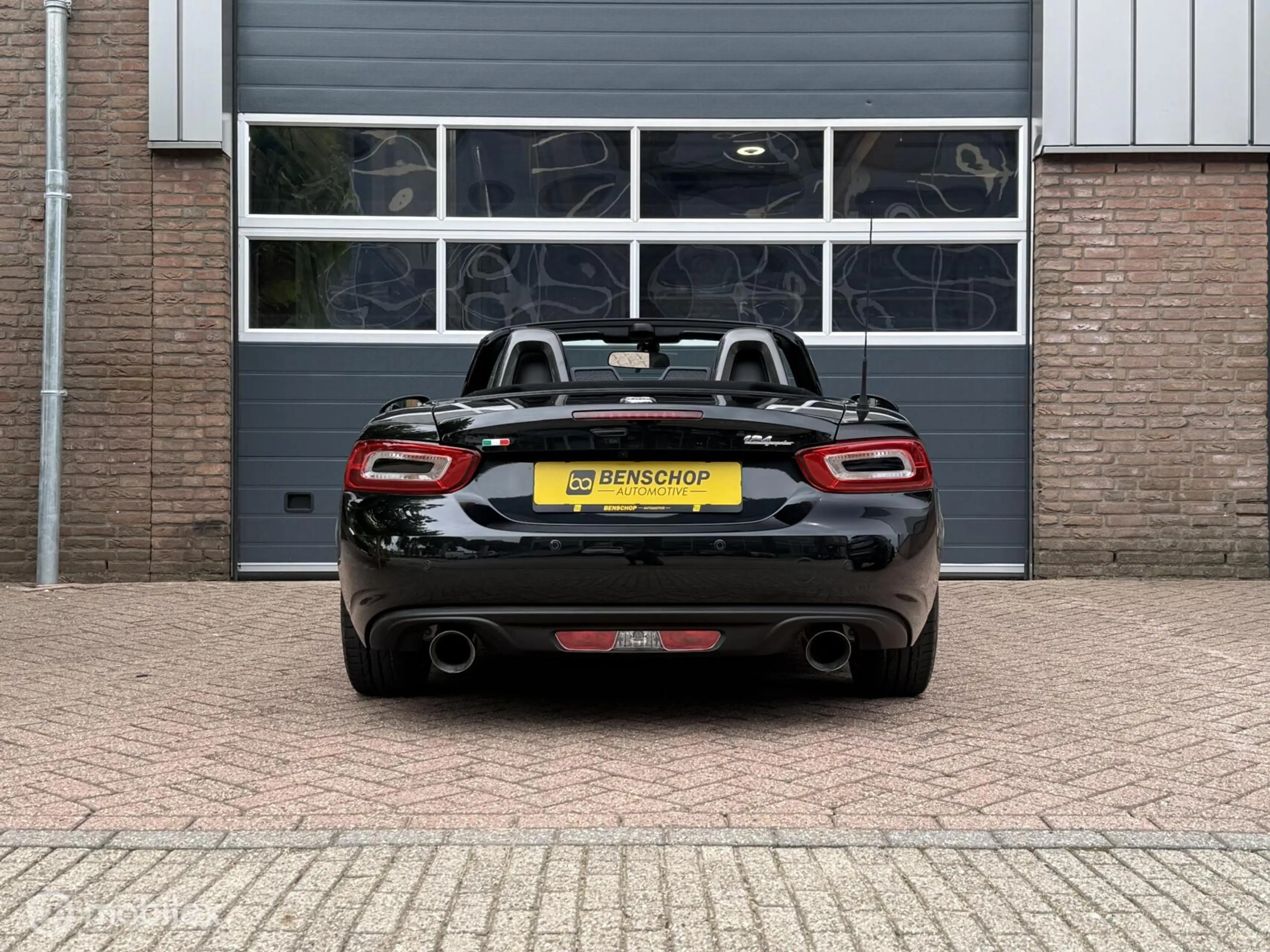 Fiat 124 Spider 1.4 MultiAir Turbo Lusso Sport Leer Navi Camera Bo — photo 10