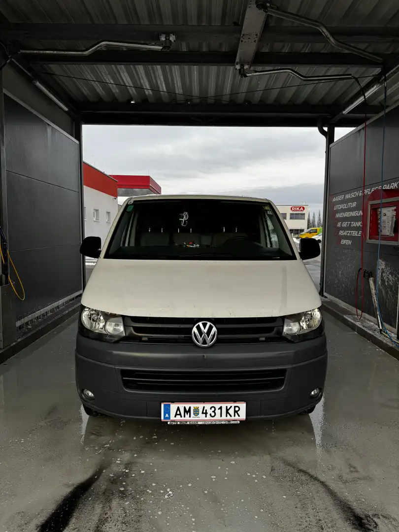 Volkswagen T5 Transporter - 2